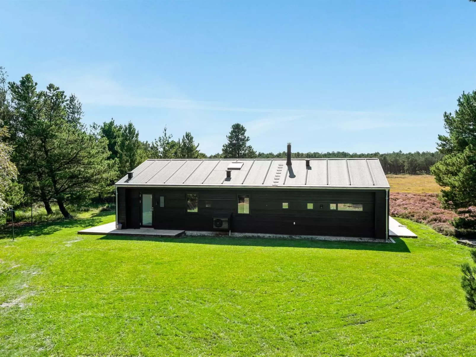 "Tea" - 2.7km from the sea-Buiten