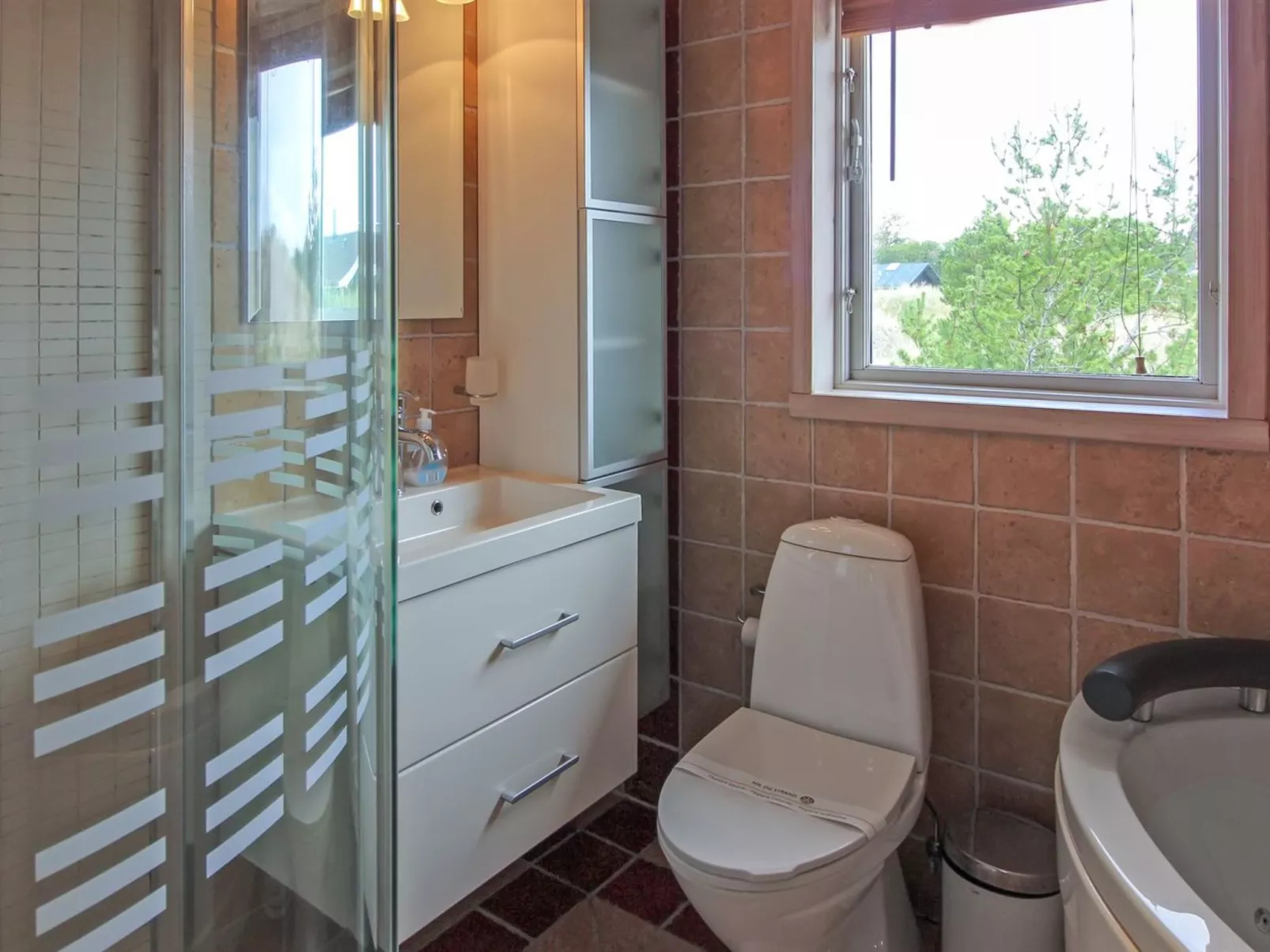 "Lewe" - 150m from the sea-Binnen