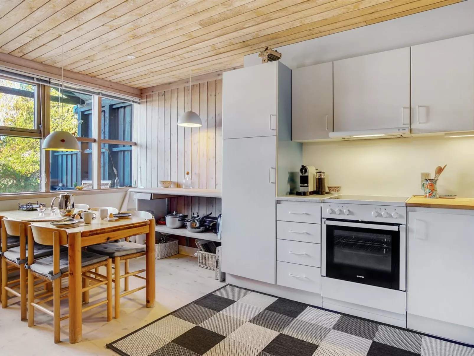 "Robert" - 250m from the sea-Binnen