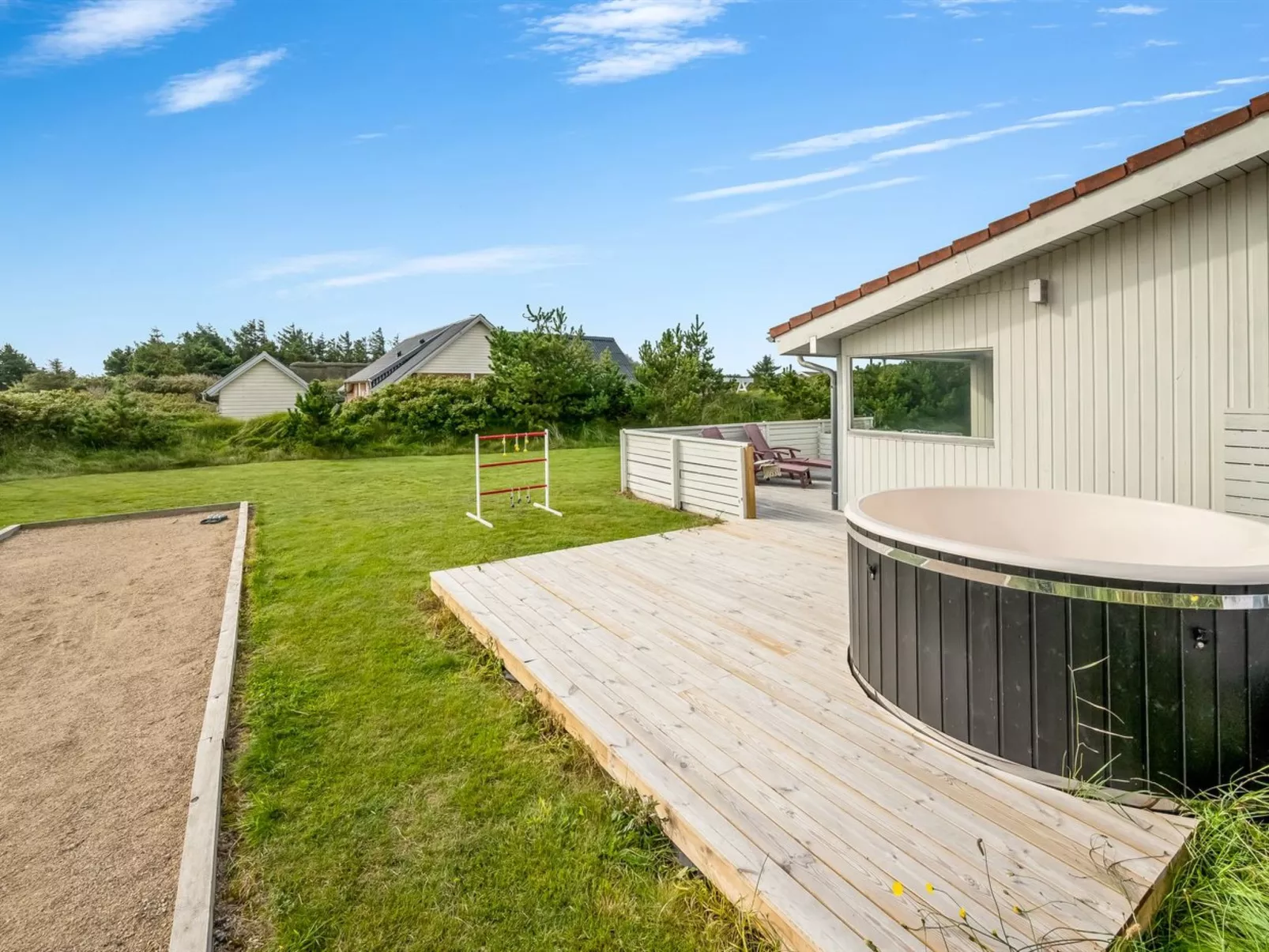 "Saxe" -  from the sea-Buiten