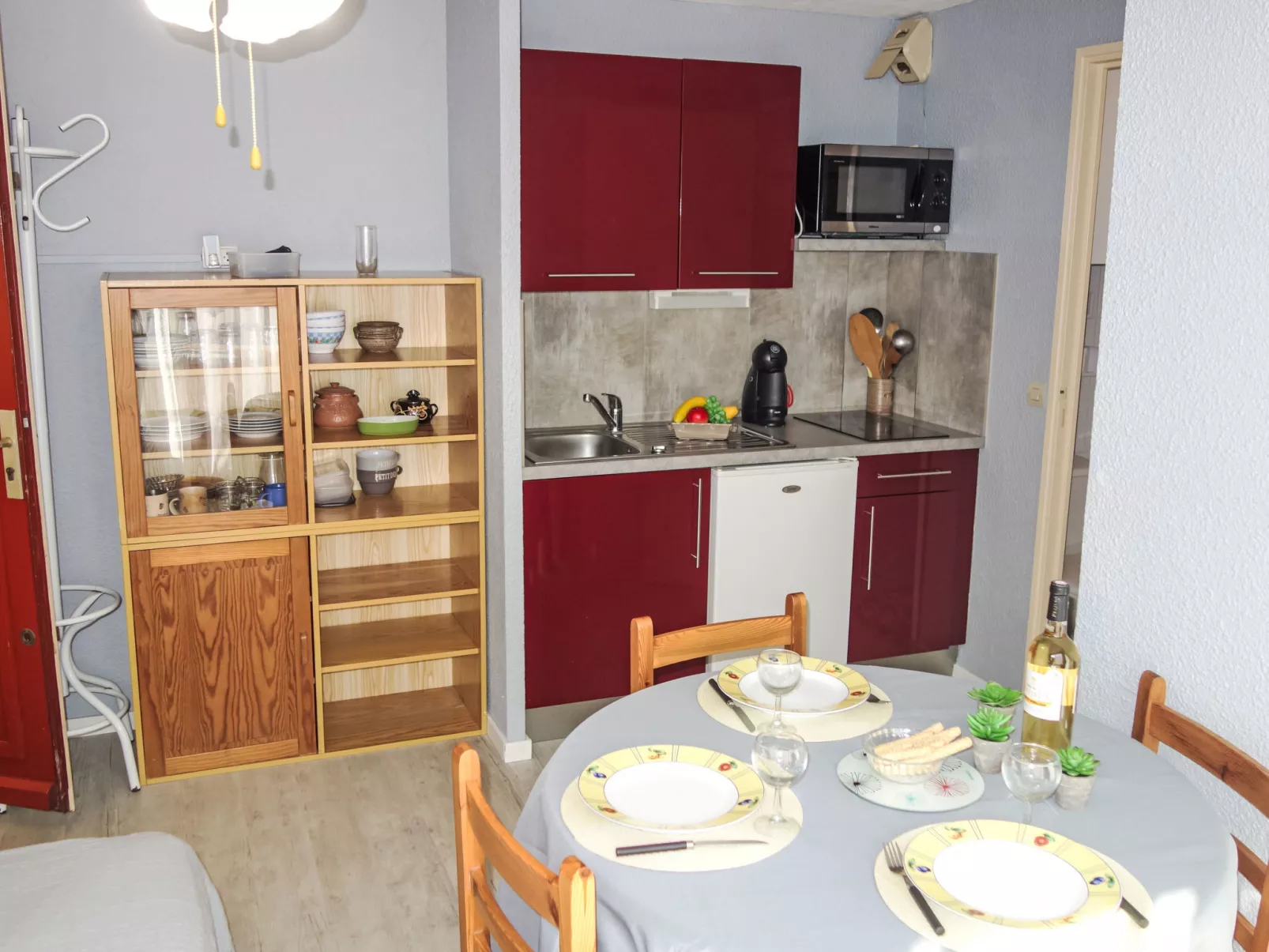 Les Mas de La Mer-Binnen