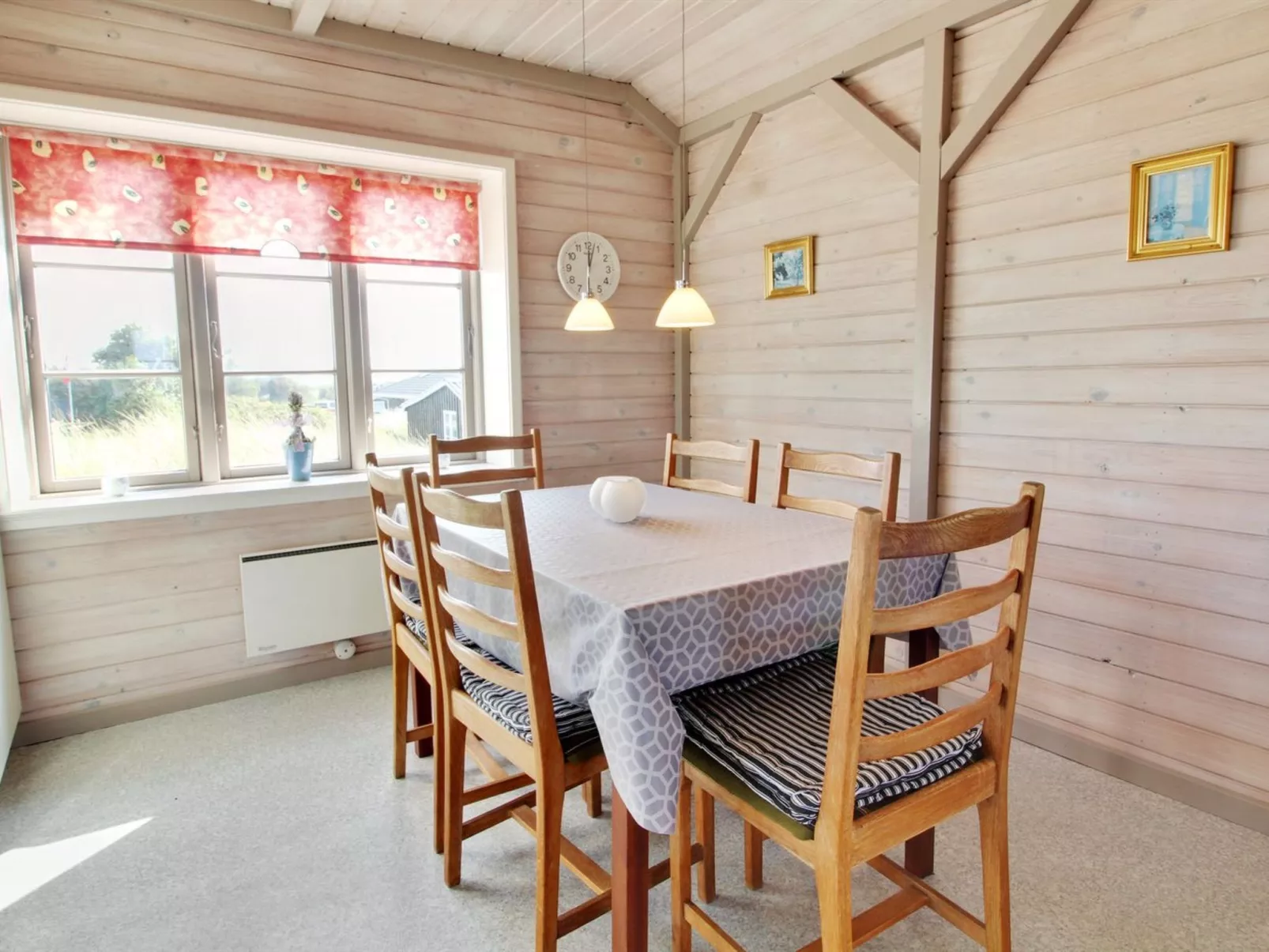 "Gertraud" - 500m from the sea-Binnen