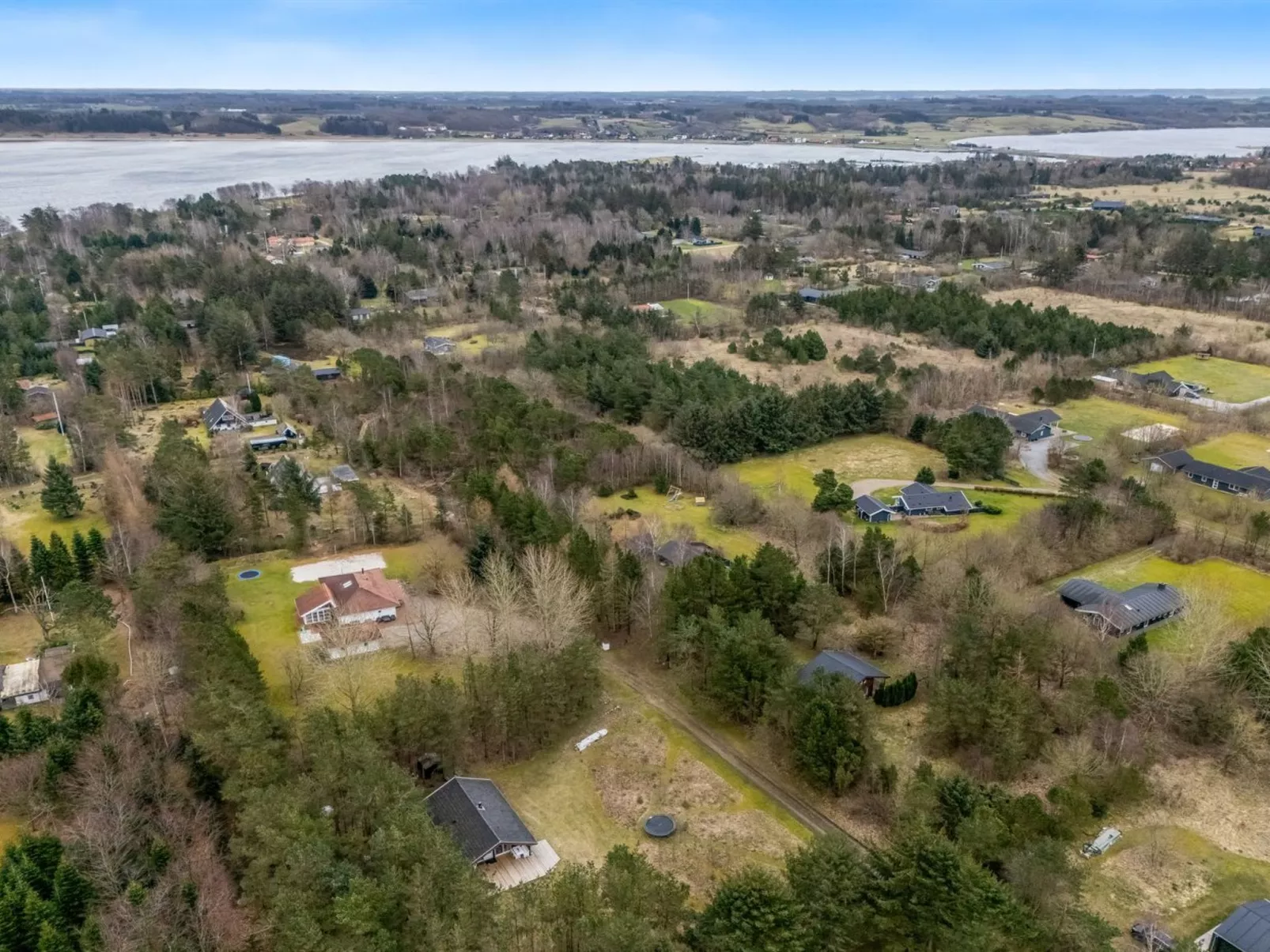 "Aman" - 700m to the fjord-Buiten