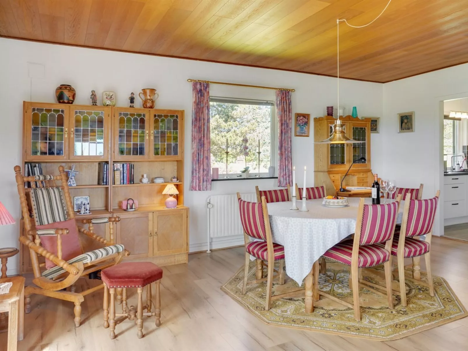 "Slavjanka" - 2km from the sea-Binnen