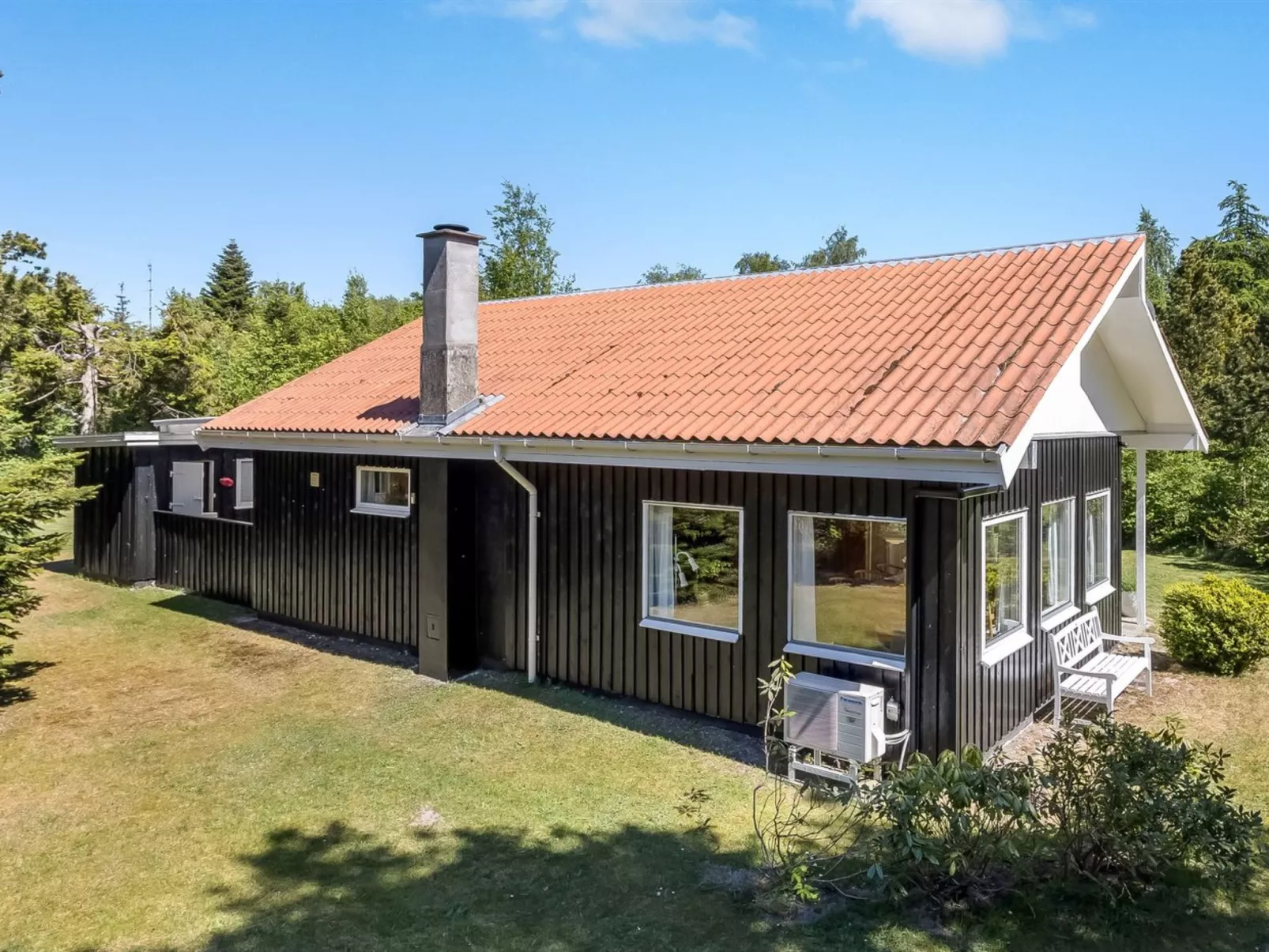 "Rustam" - 600m from the sea-Buiten