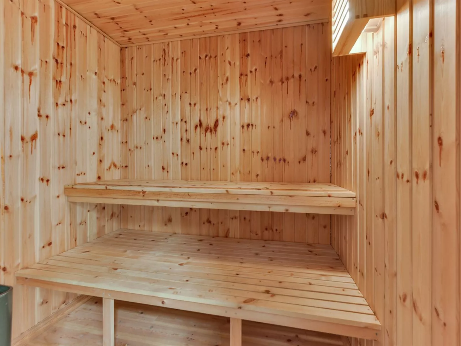 "Sylvie" - 1.5km from the sea-Binnen