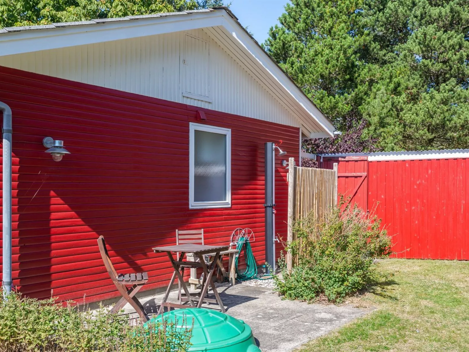 "Anevay" - 300m from the sea-Buiten