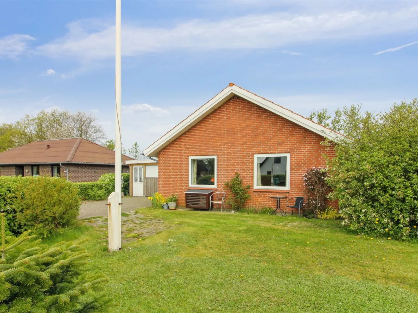 "Fiola" - 20km from the sea-Buiten