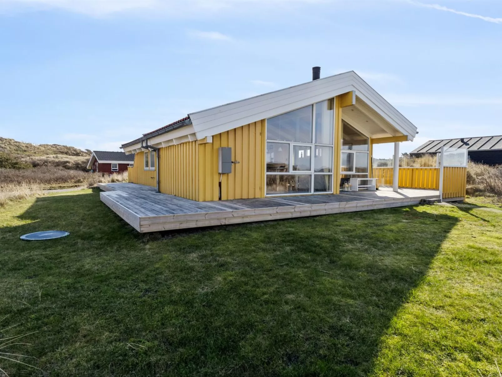 "Bjarni" - 239m from the sea-Buiten