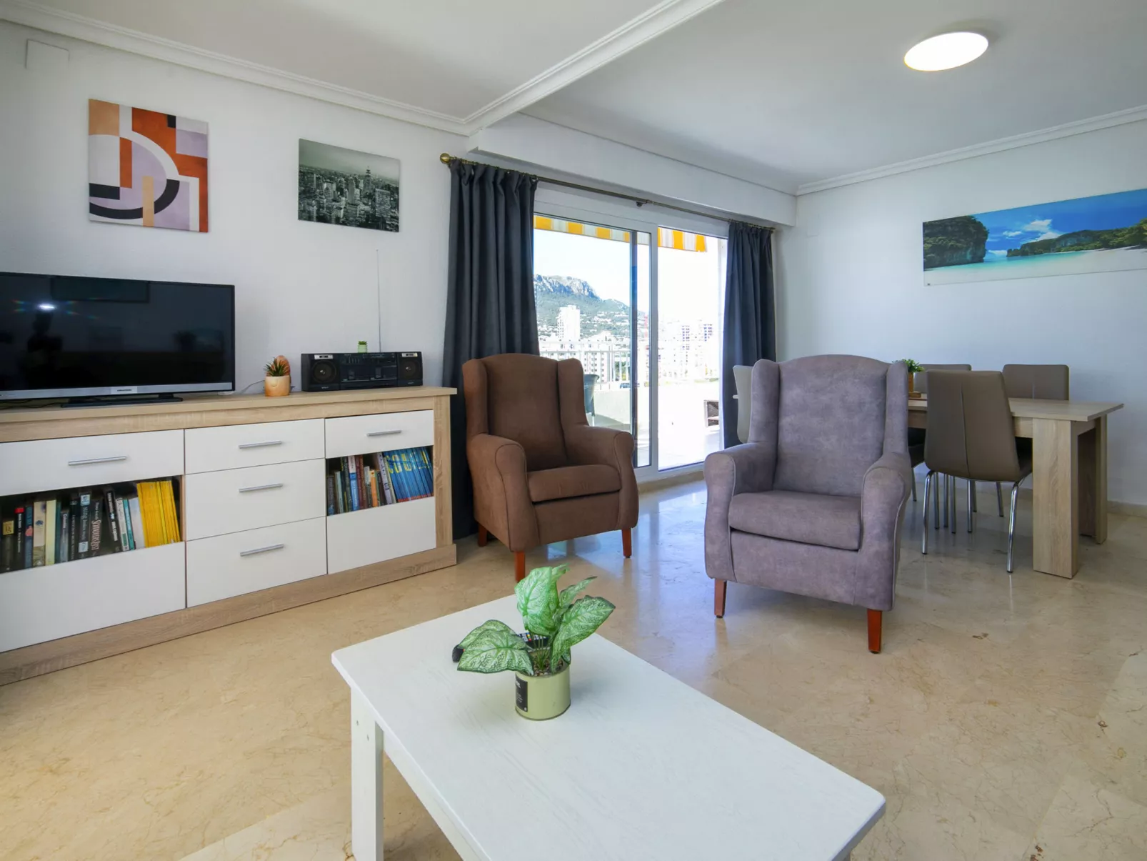 Casita Blanca-Binnen