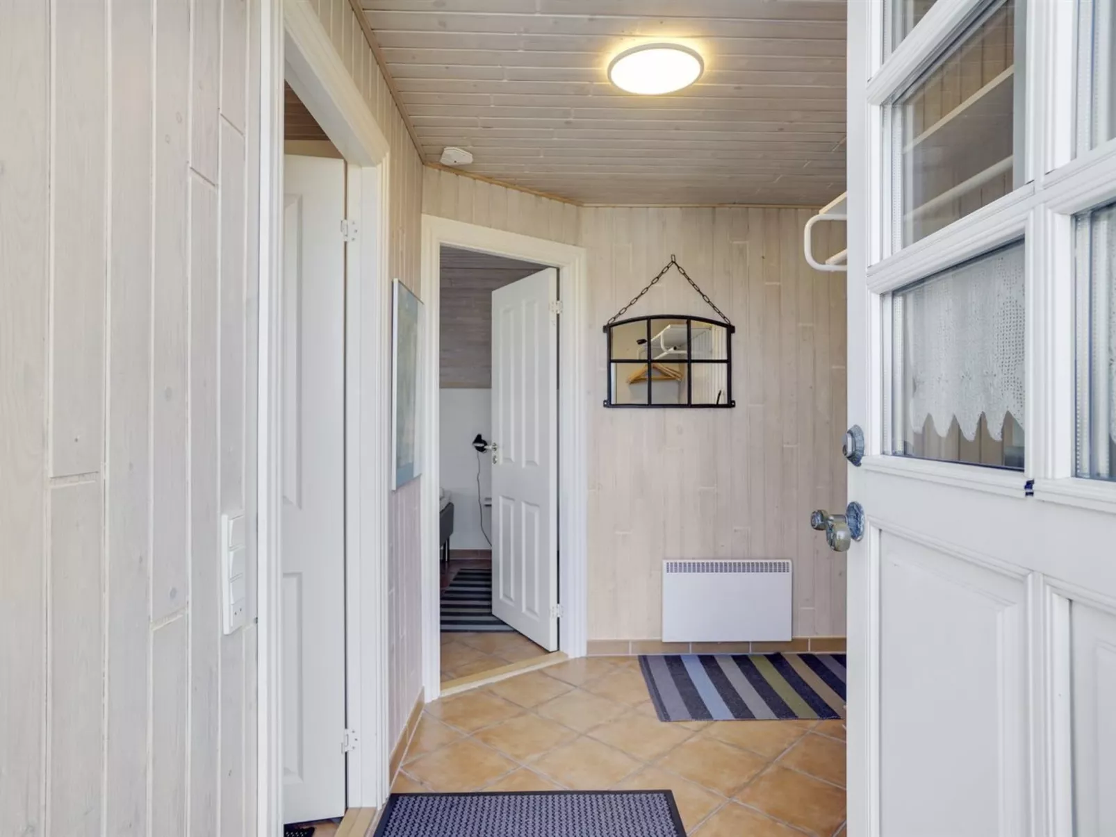 "Lavina" - 950m from the sea-Binnen