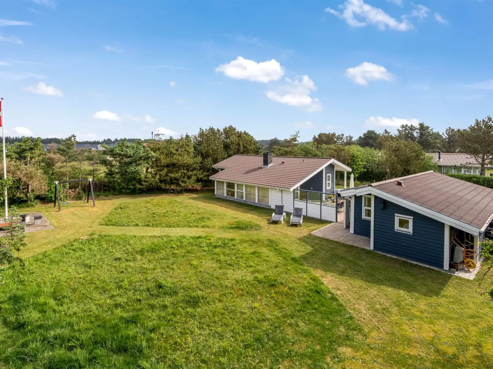 "Sölva" - 750m from the sea-Buiten