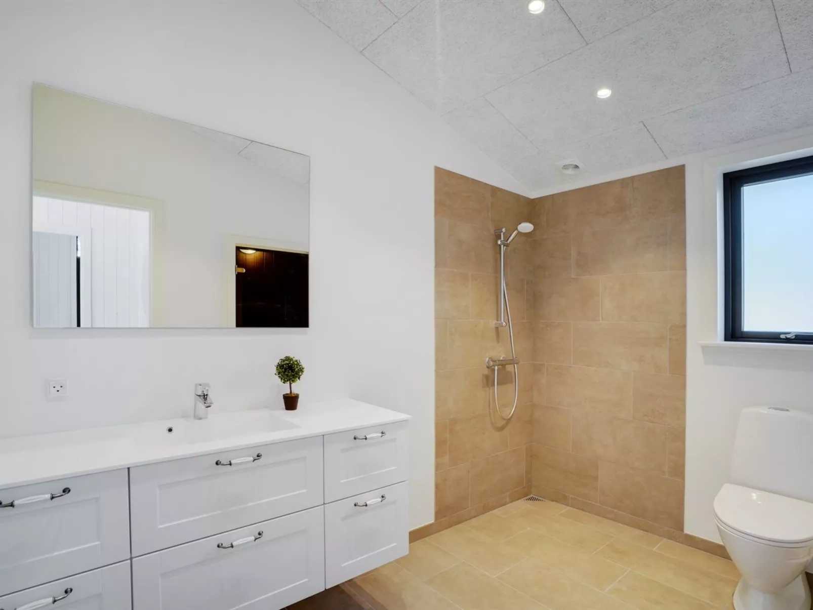 "Vigga" - 800m from the sea-Binnen