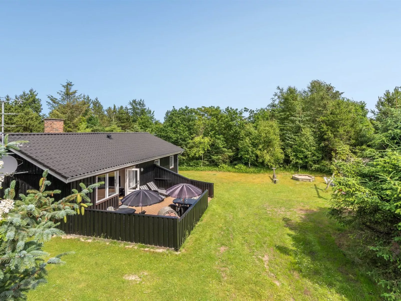 "Zenitha" - 300m from the sea