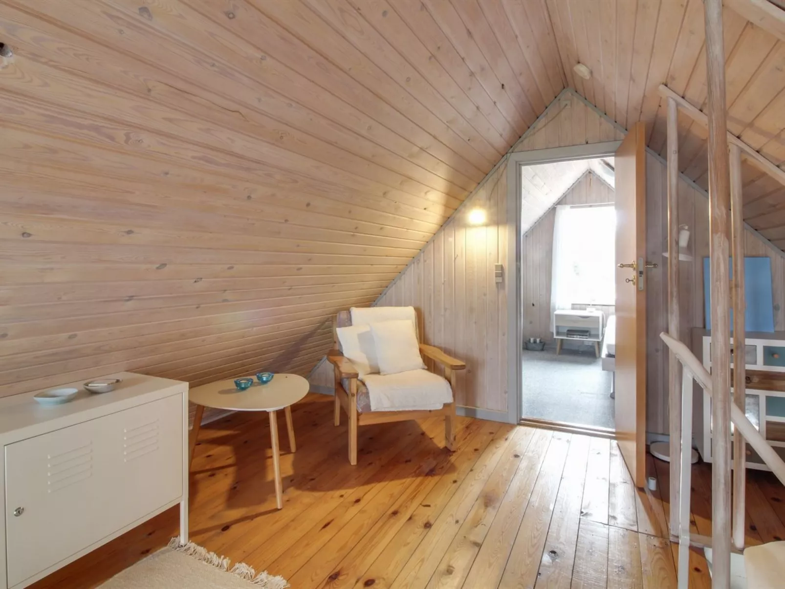 "Ellenor" - 300m to the fjord-Binnen