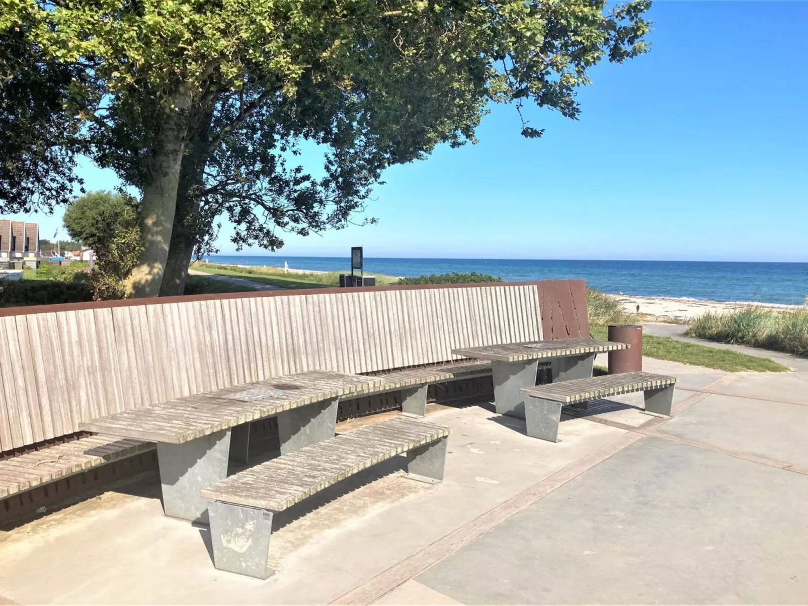 "Ulv" - 25m from the sea-Buiten