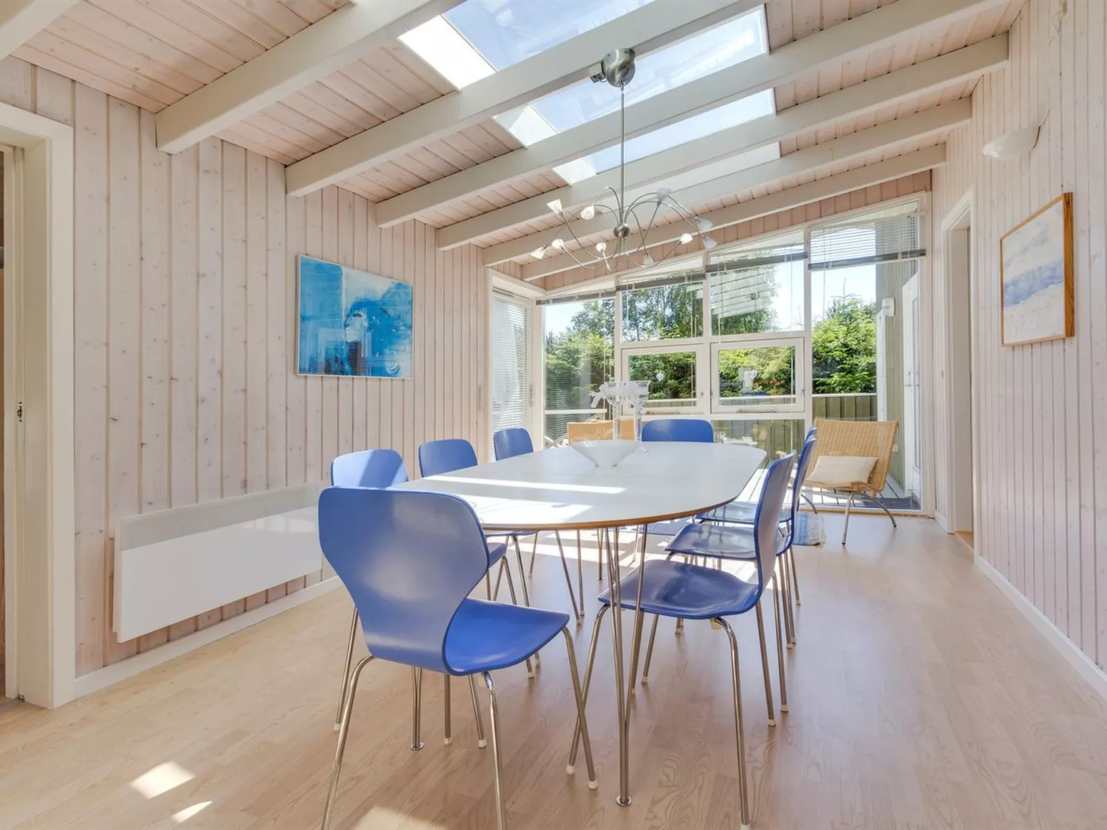 "Hwelp" - 200m from the sea-Binnen