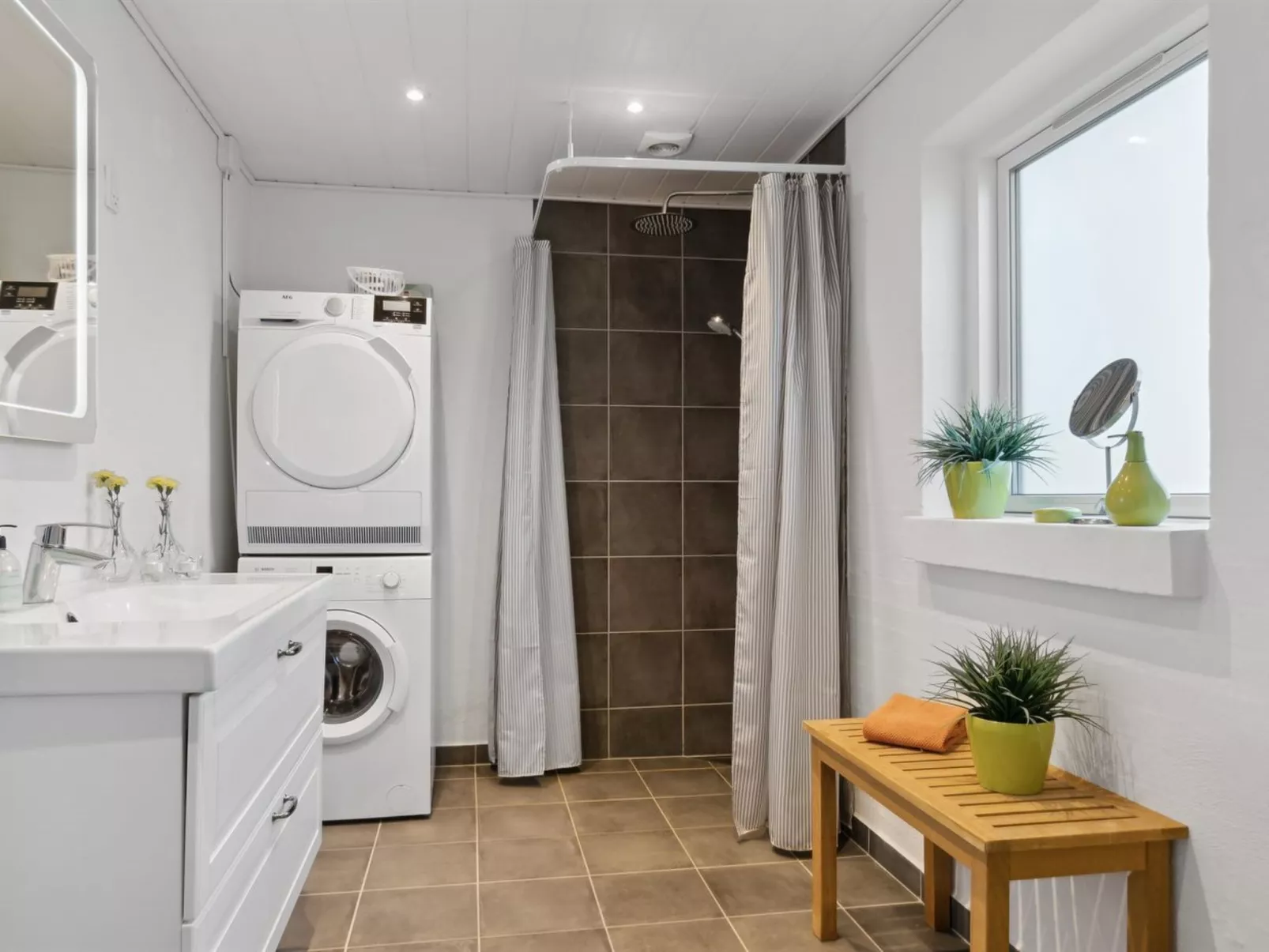 "Justine" - 600m from the sea-Binnen