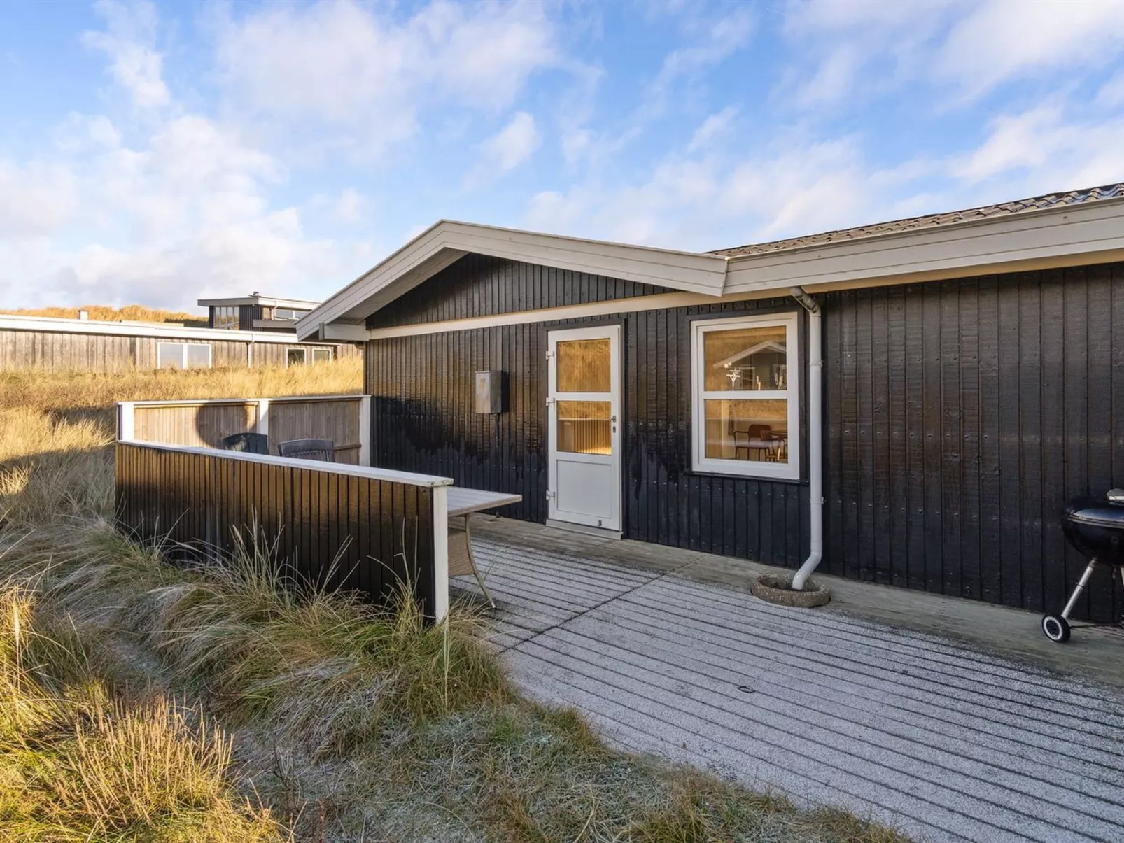 "Assa" -  from the sea-Buiten