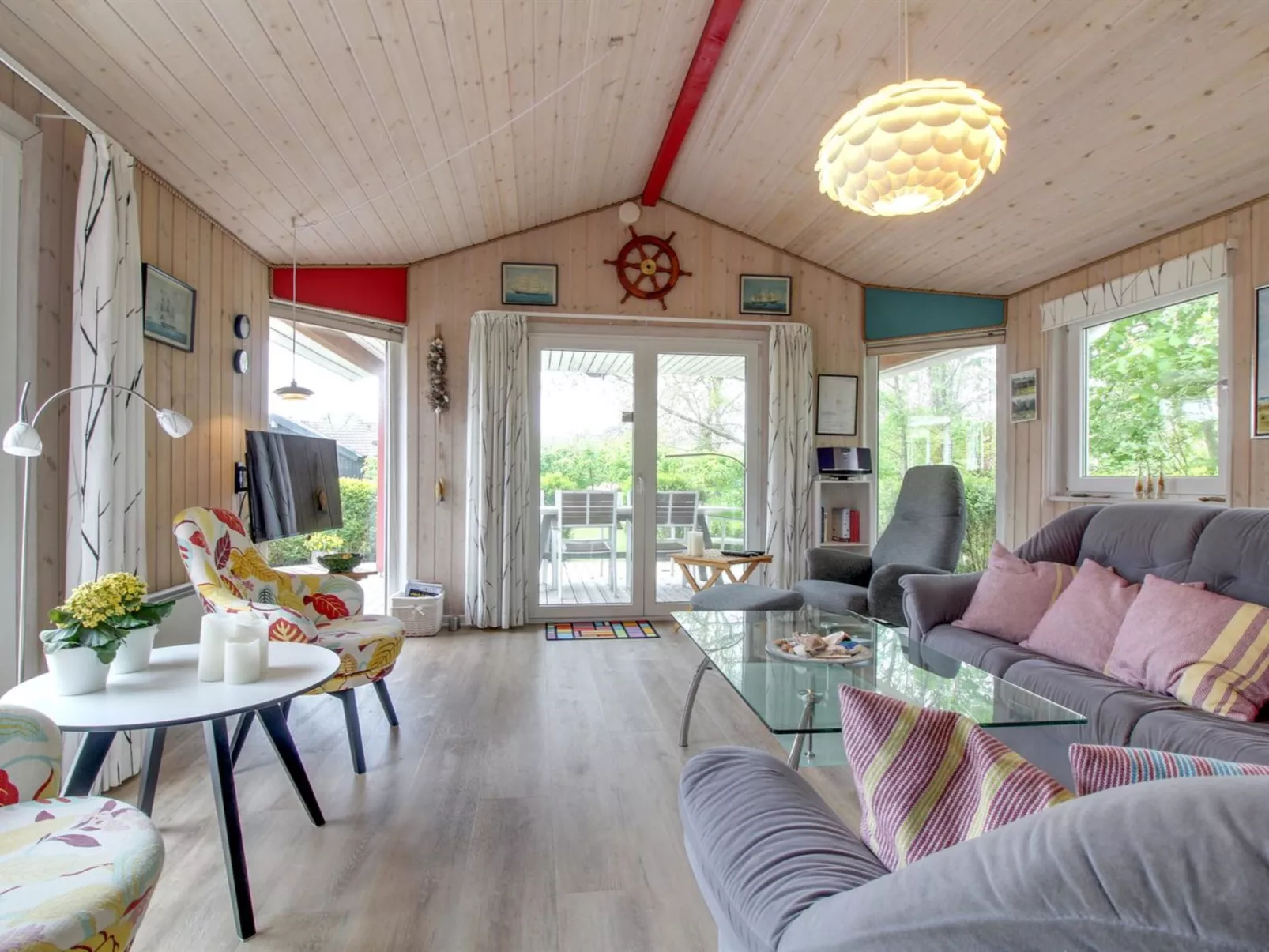 "Gudni" - 250m from the sea-Binnen