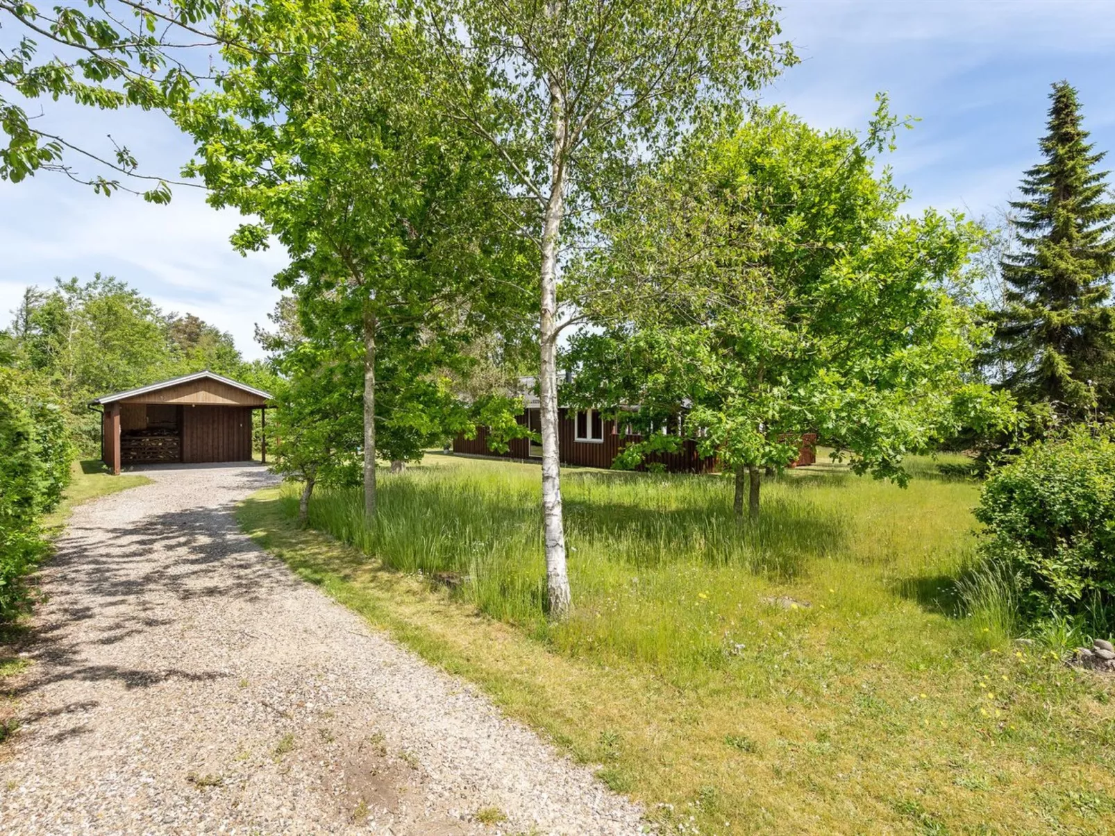 "Soraya" - 700m to the fjord-Buiten