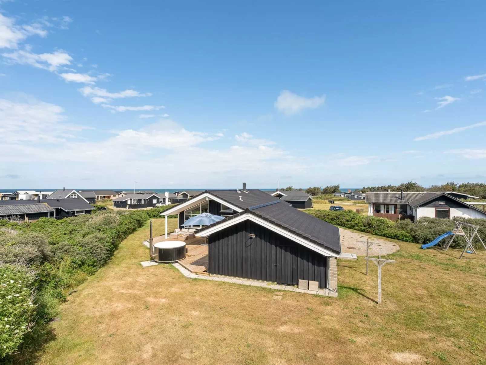 "Lex" - 150m from the sea-Buiten