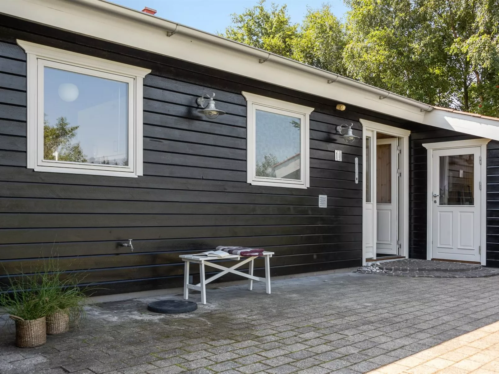 "Kai" - 500m to the fjord-Buiten