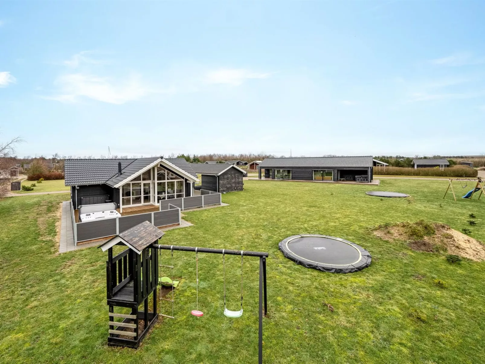 "Gertrude" - 1.1km to the fjord-Buiten