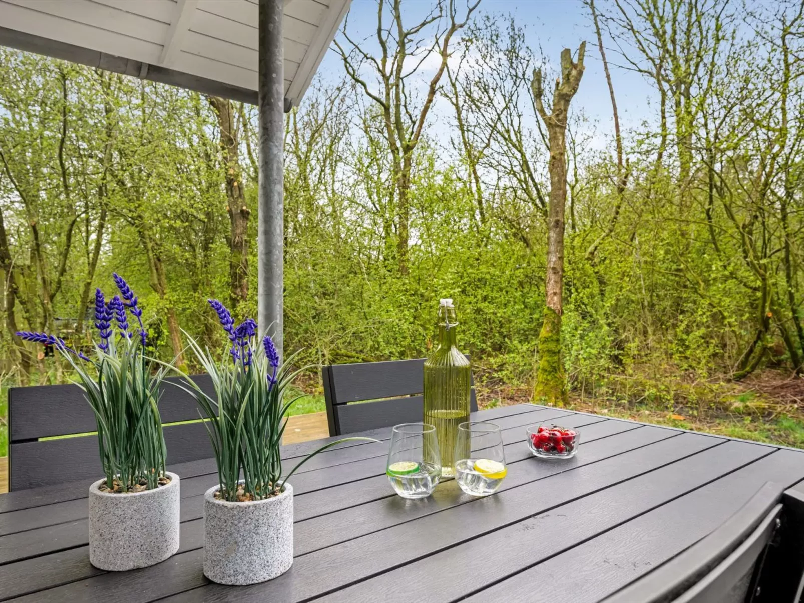 "Ketilbiorn" - 1.2km to the fjord-Buiten