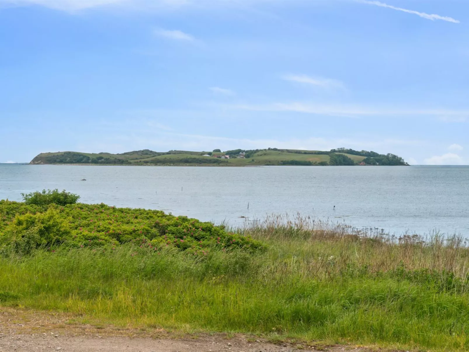 "Varma" - 25m from the sea-Buiten