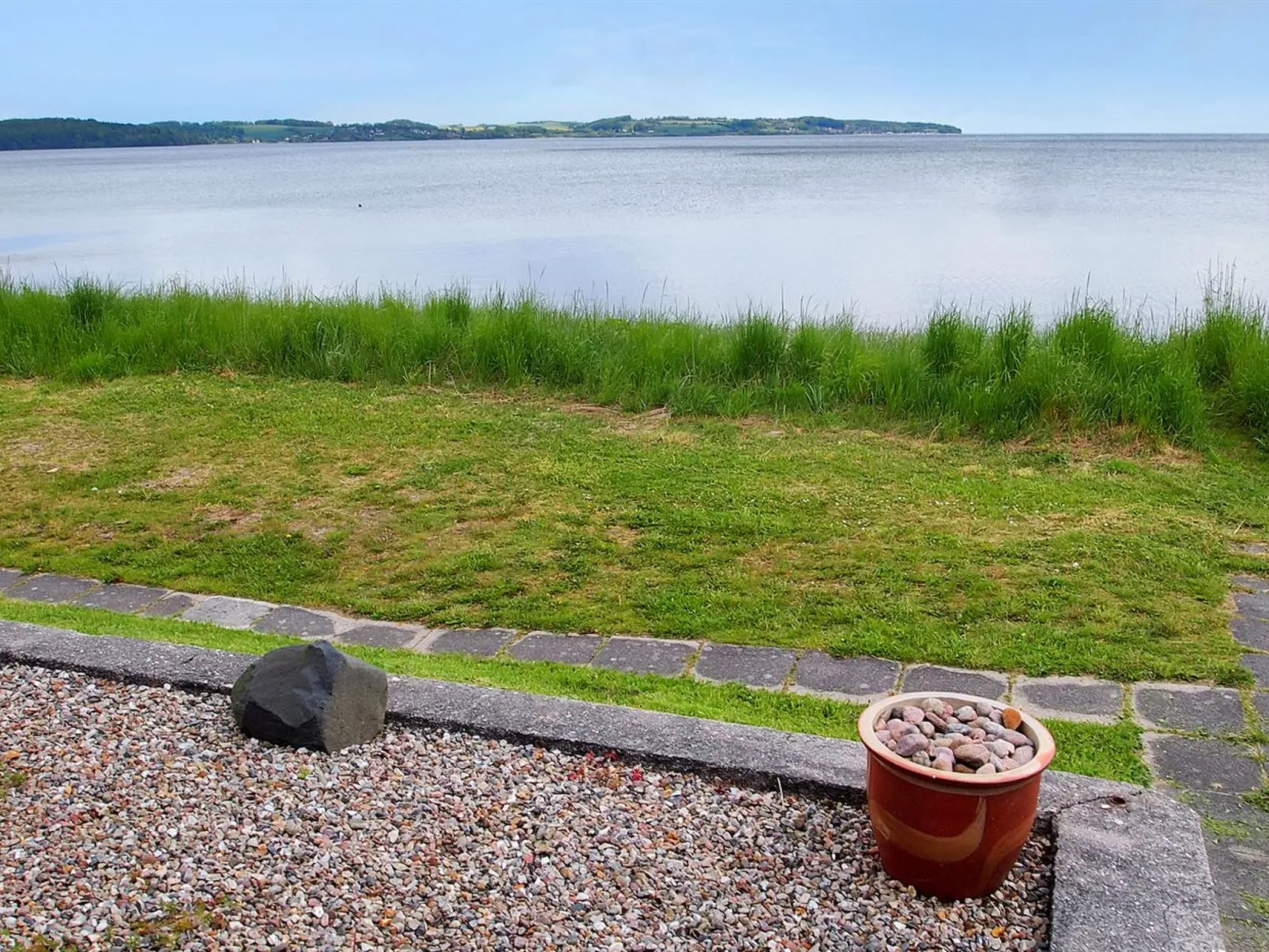 "Udder" - 50m to the fjord-Buiten