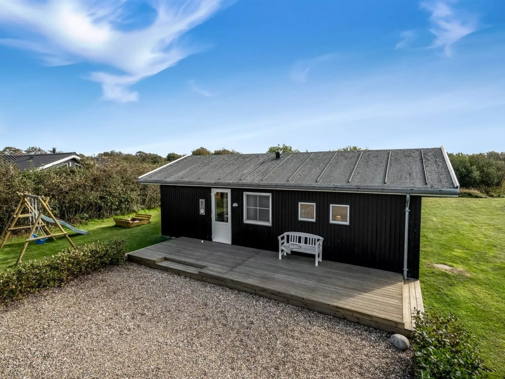 "Holm" - 700m to the fjord-Buiten