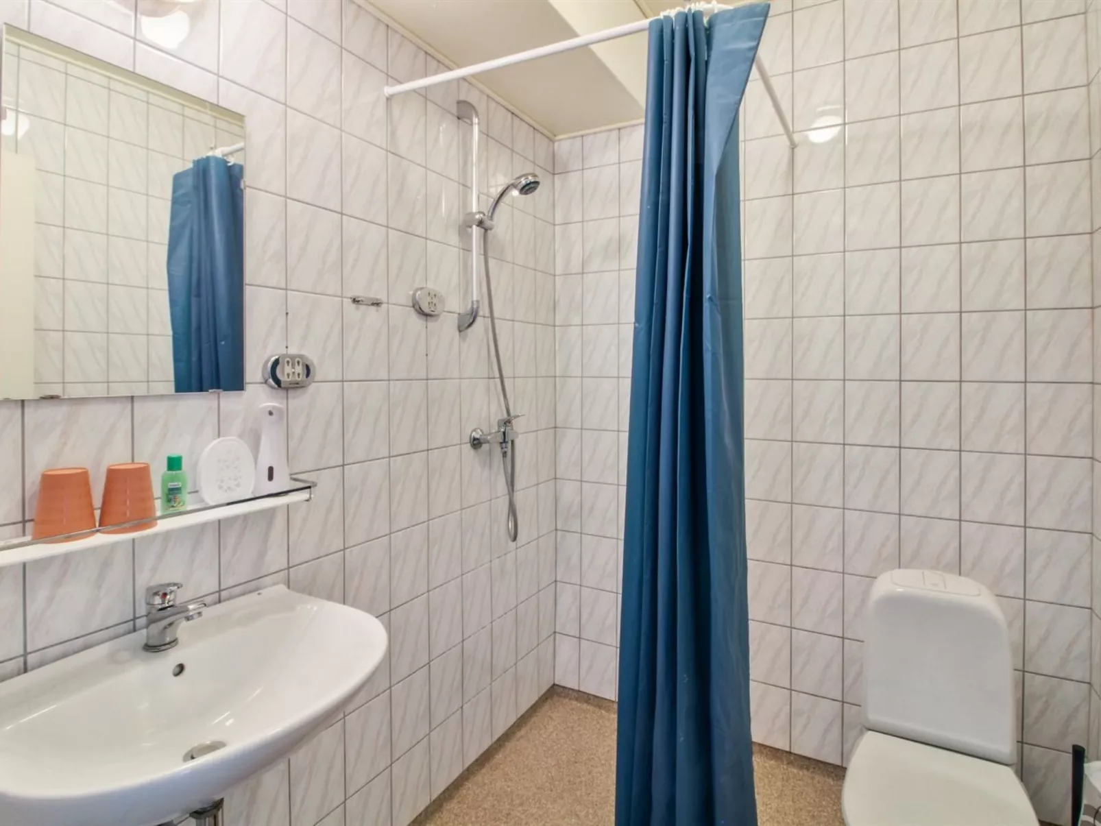 "Valli" - 22km from the sea-Binnen