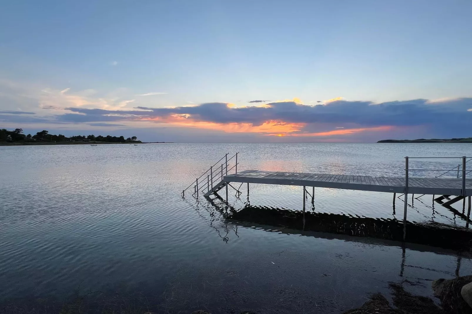 Strand retraite met sauna -- By Traum Ferienwohnungen-Waterzicht