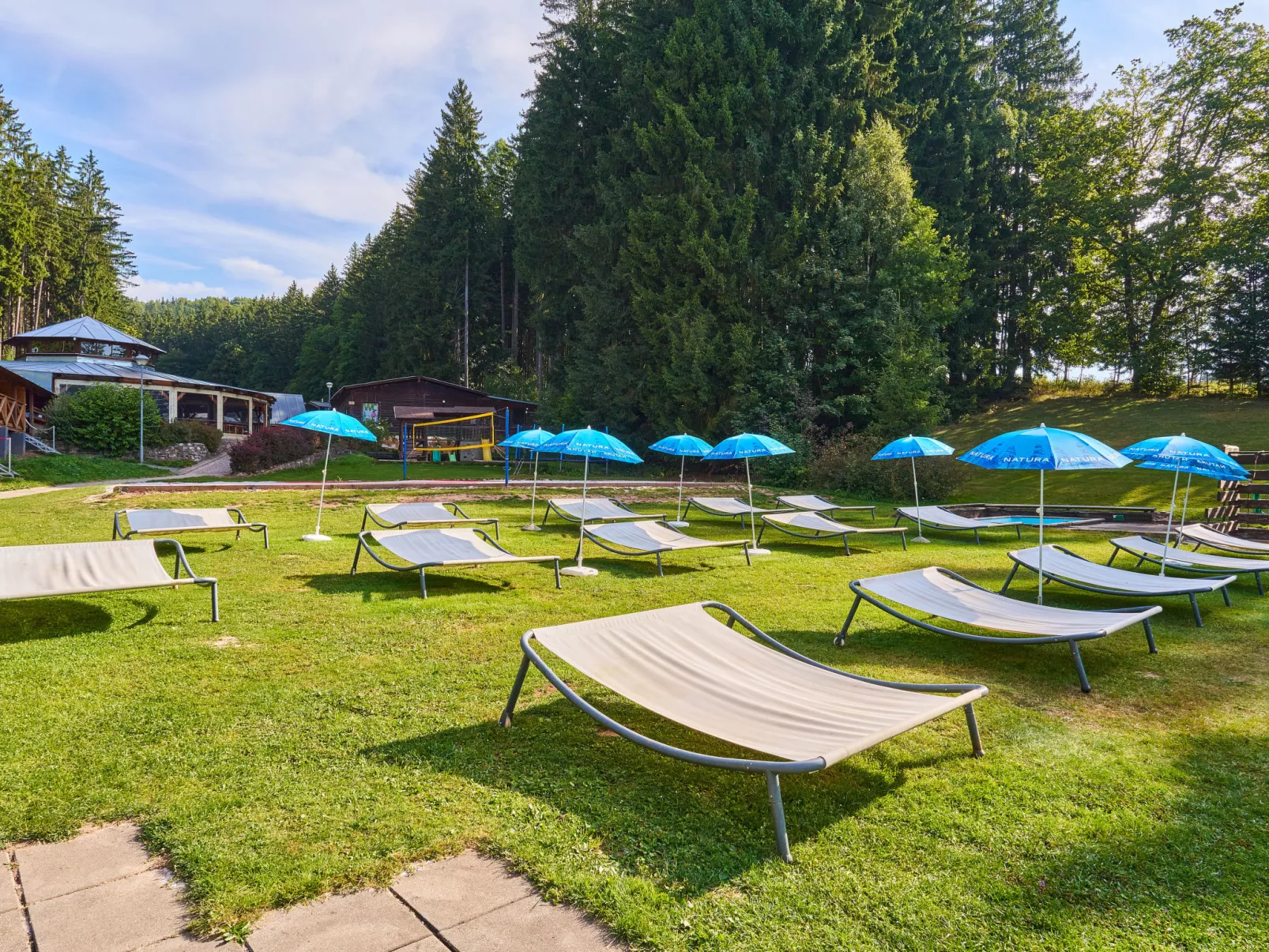 Luxe Timber Lodge & Pet Retreat-Buiten