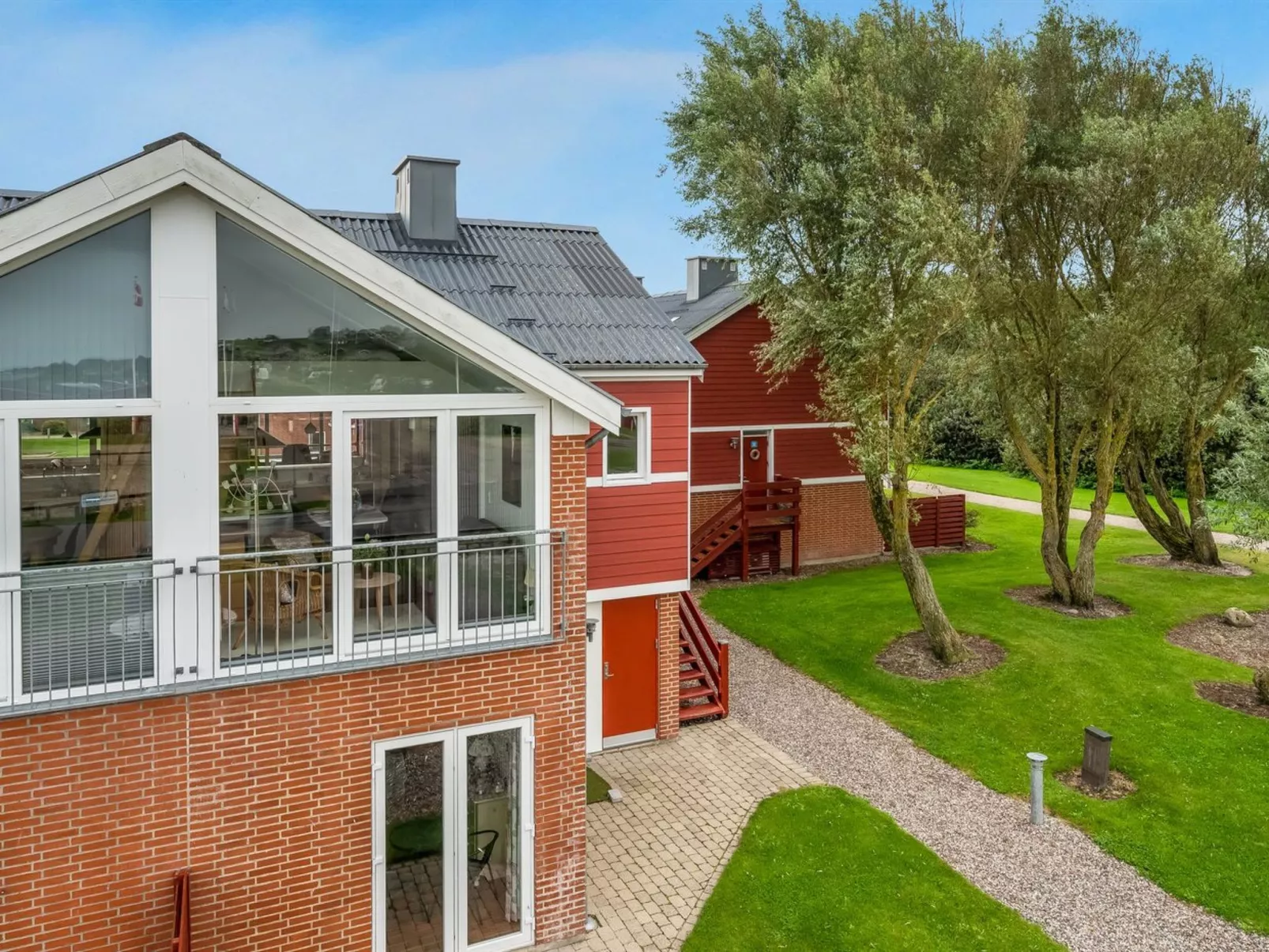 "Alvy" - 100m to the fjord-Buiten