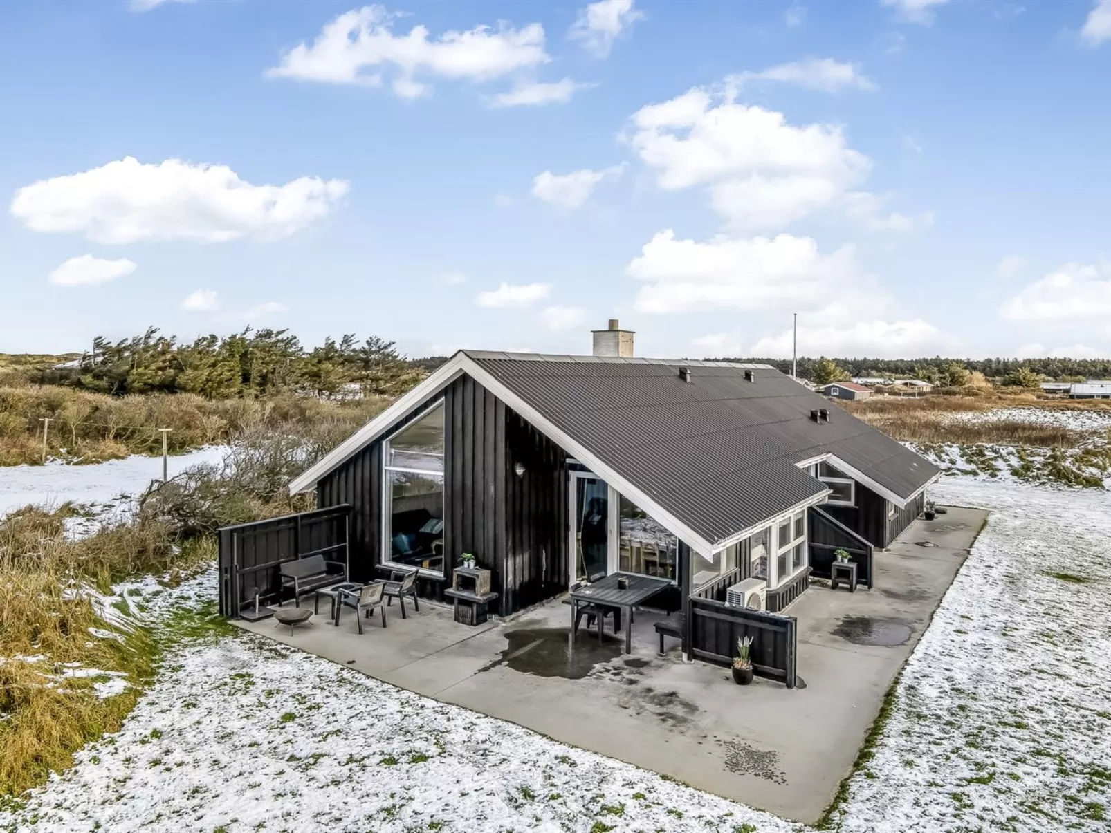 "Iida" - 100m from the sea-Buiten