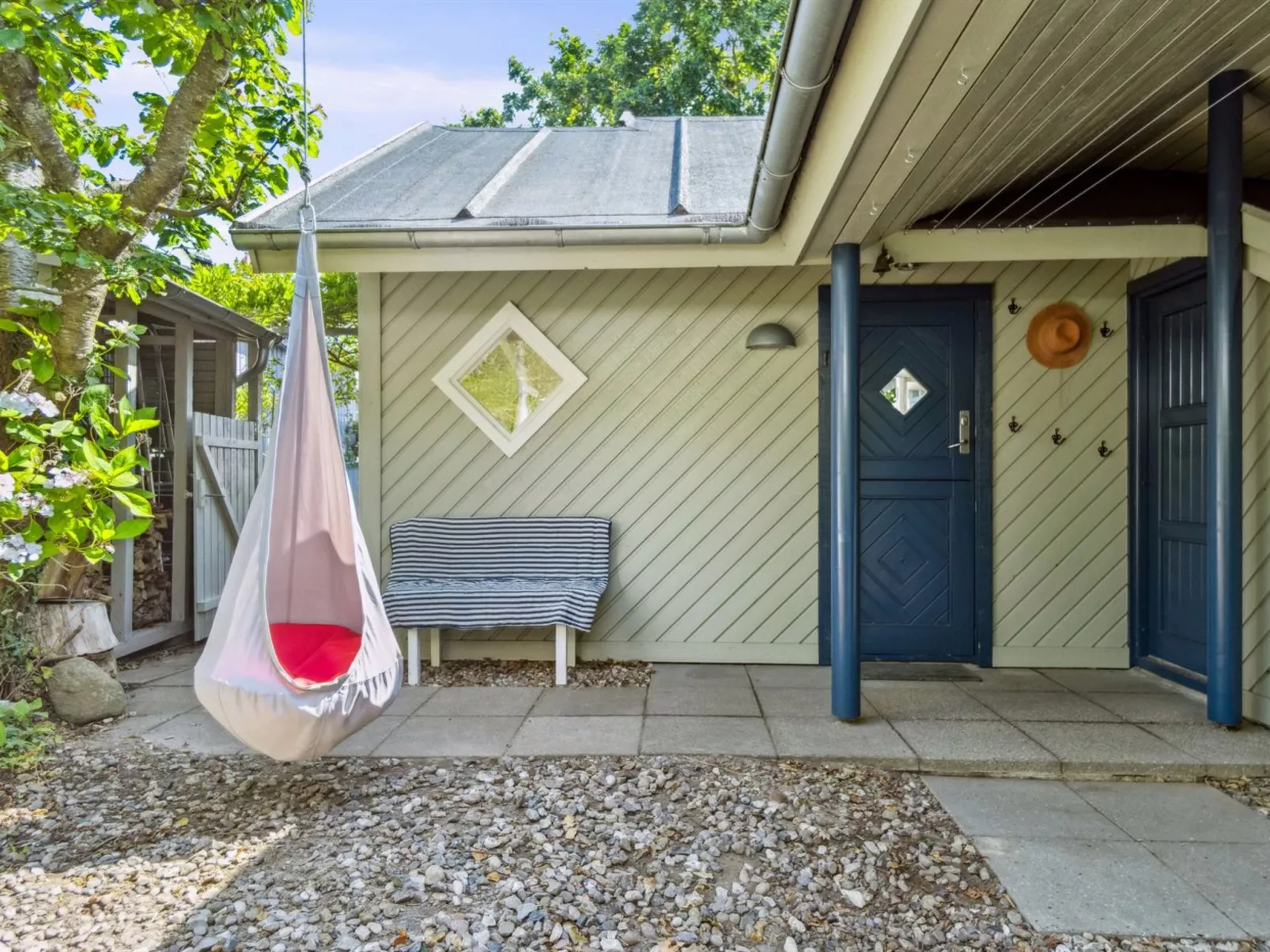 "Snari" - 10m from the sea-Buiten