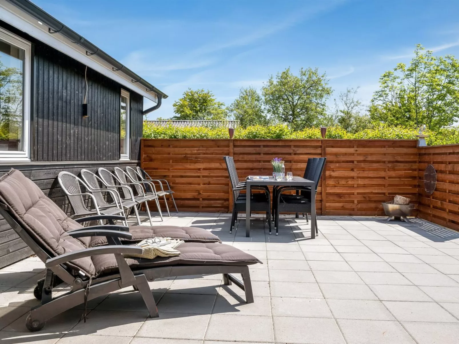 "Eira" - 350m to the fjord-Buiten