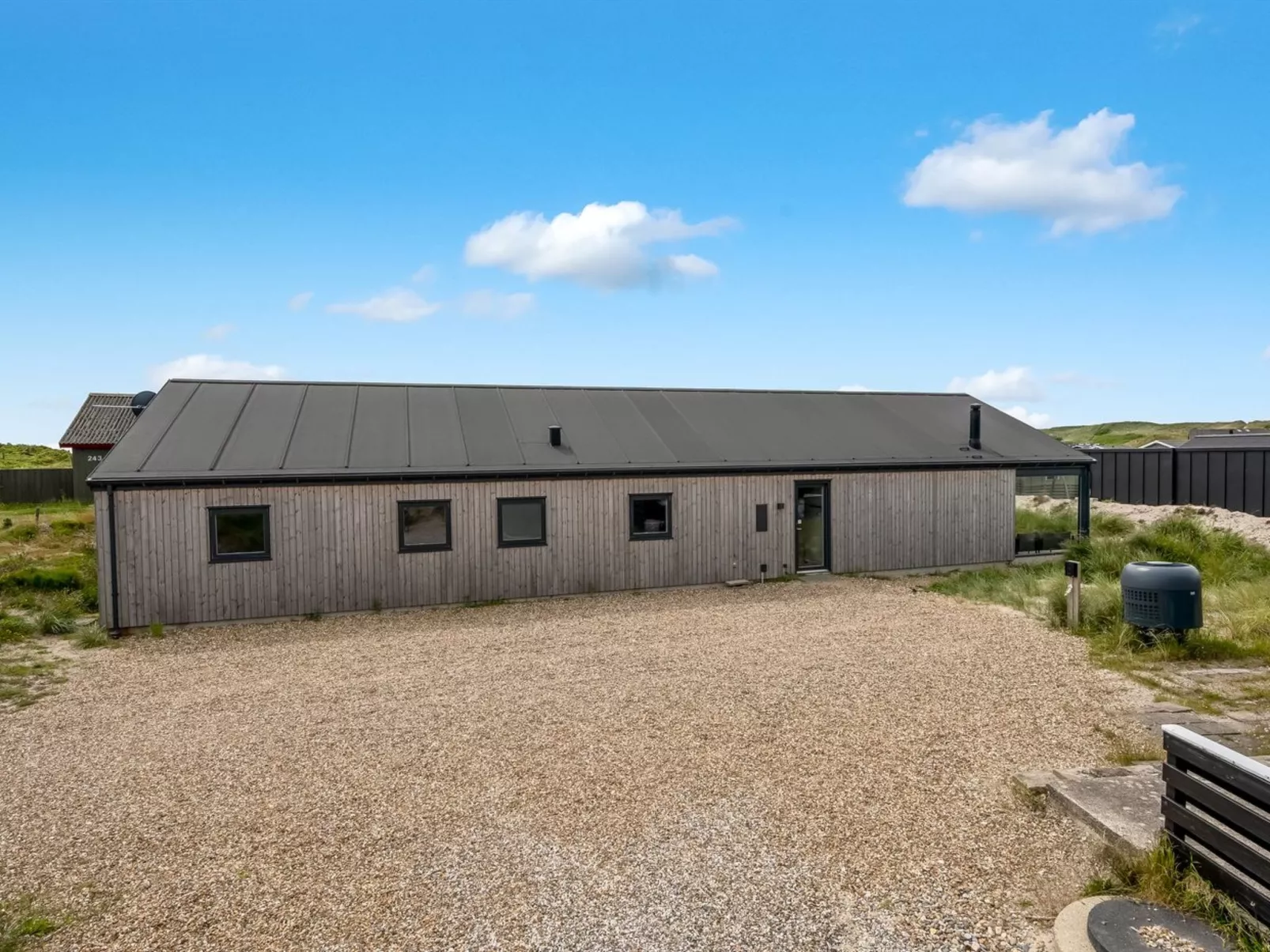 "Waldar" -  from the sea-Buiten