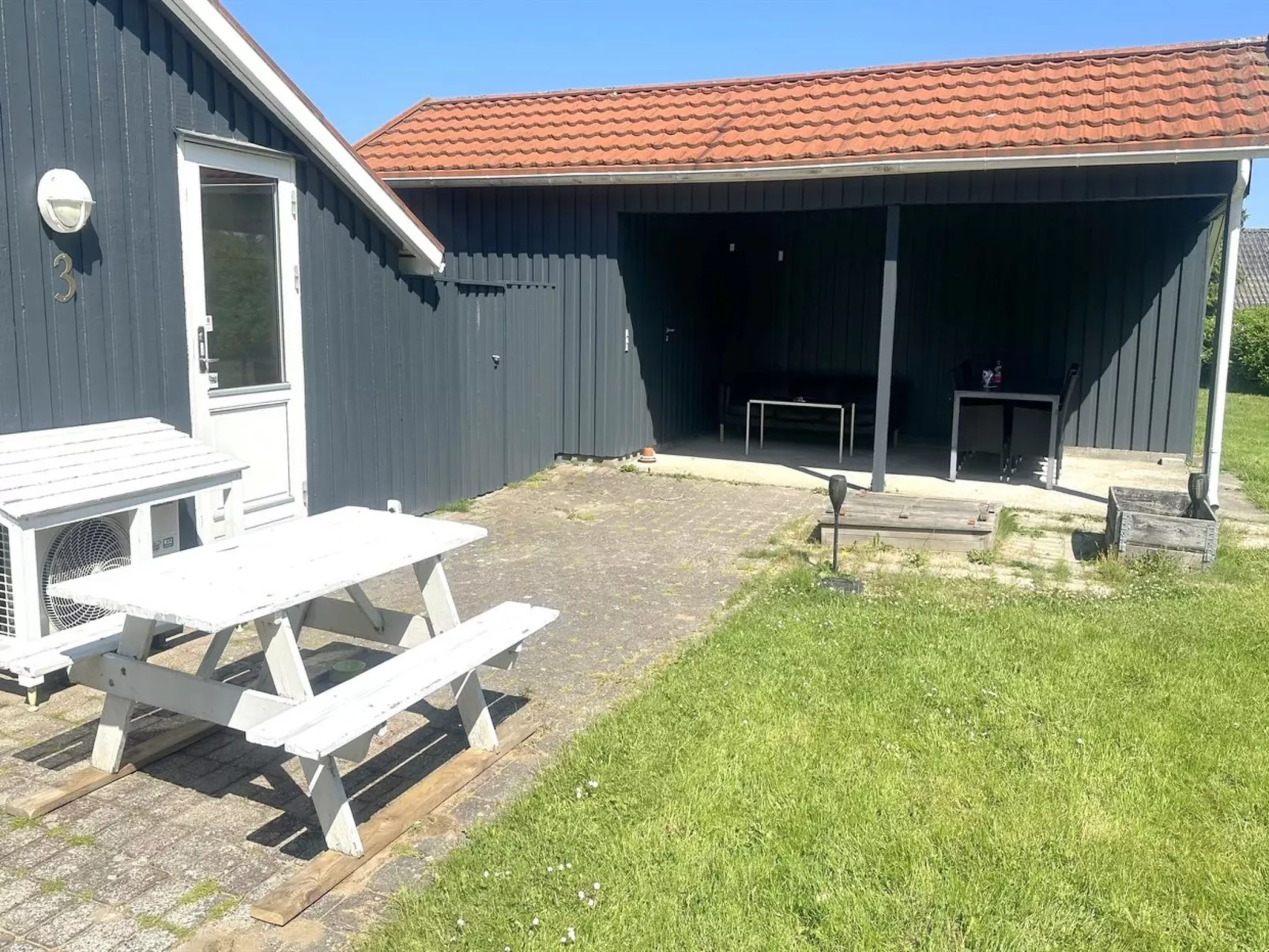 "Frellef" - 491m from the sea-Buiten