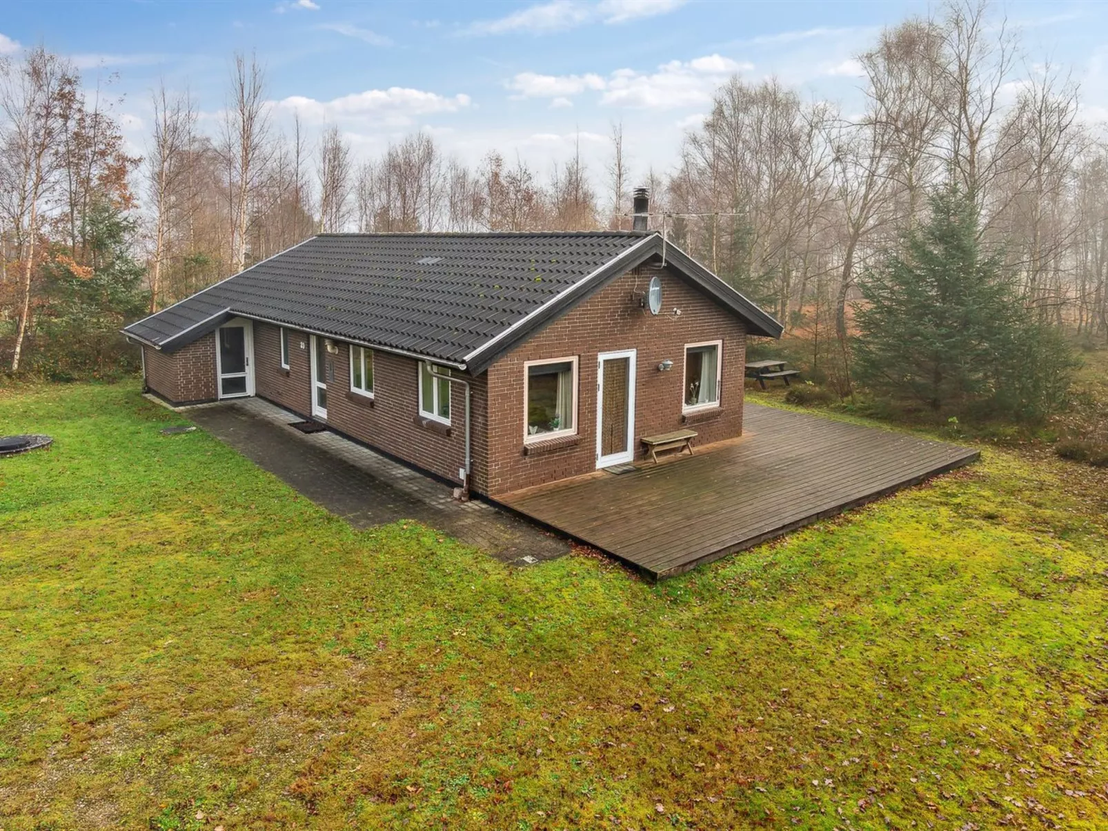 "Patrik" - 200m to the fjord-Buiten