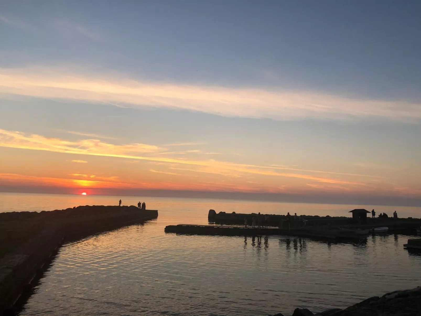 "Scarlet" - 5m from the sea-Buiten