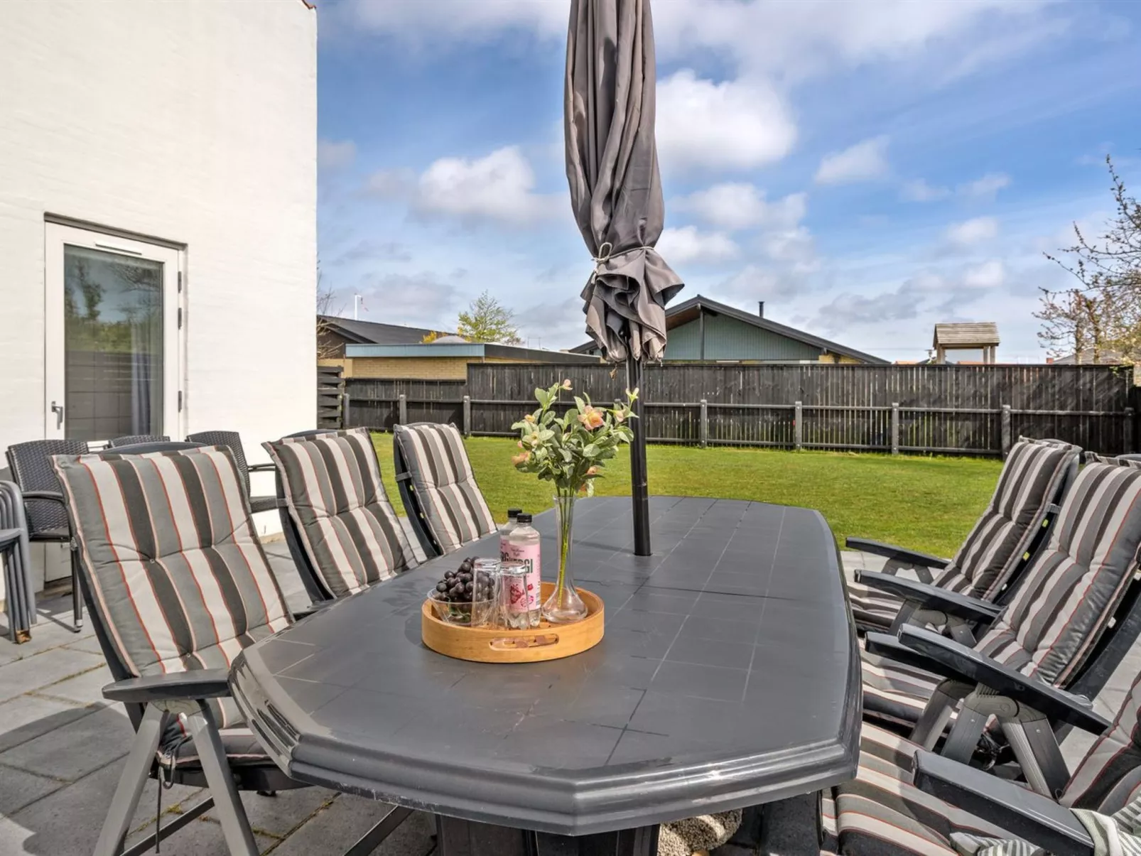 "Marno" - 500m from the sea-Buiten