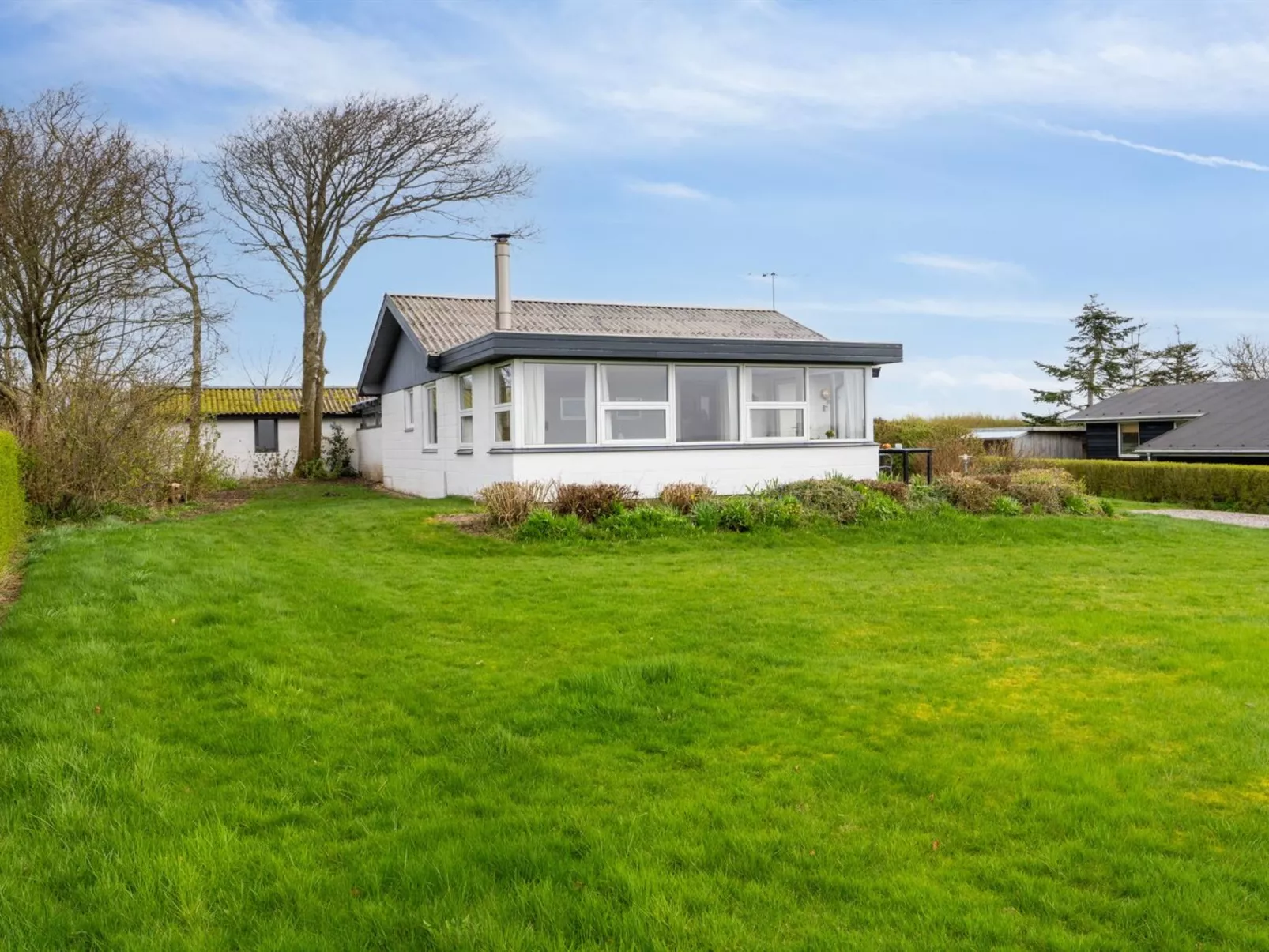 "Aletha" - 300m to the fjord-Buiten