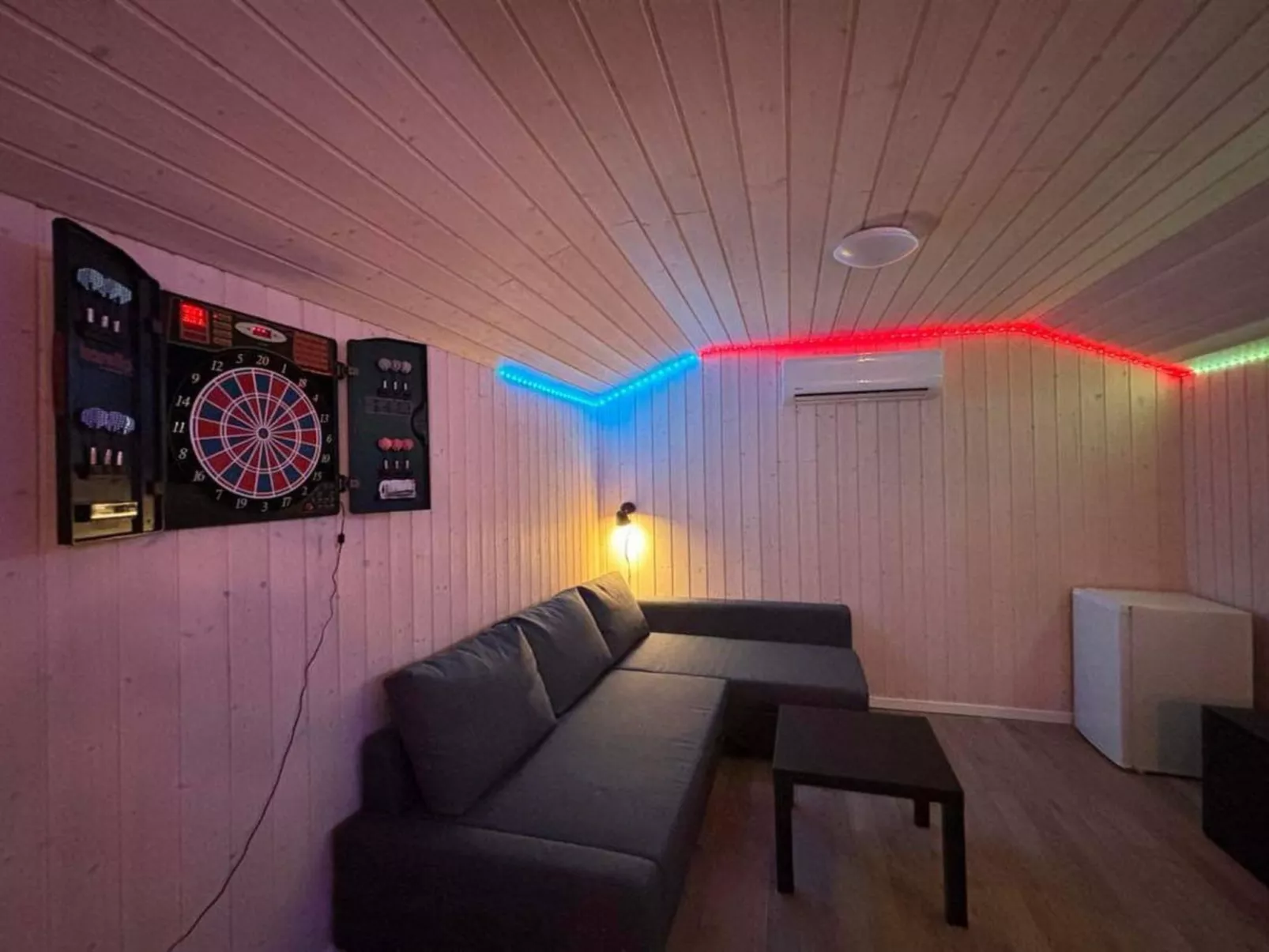 "Cristiana" - 1km to the fjord-Binnen