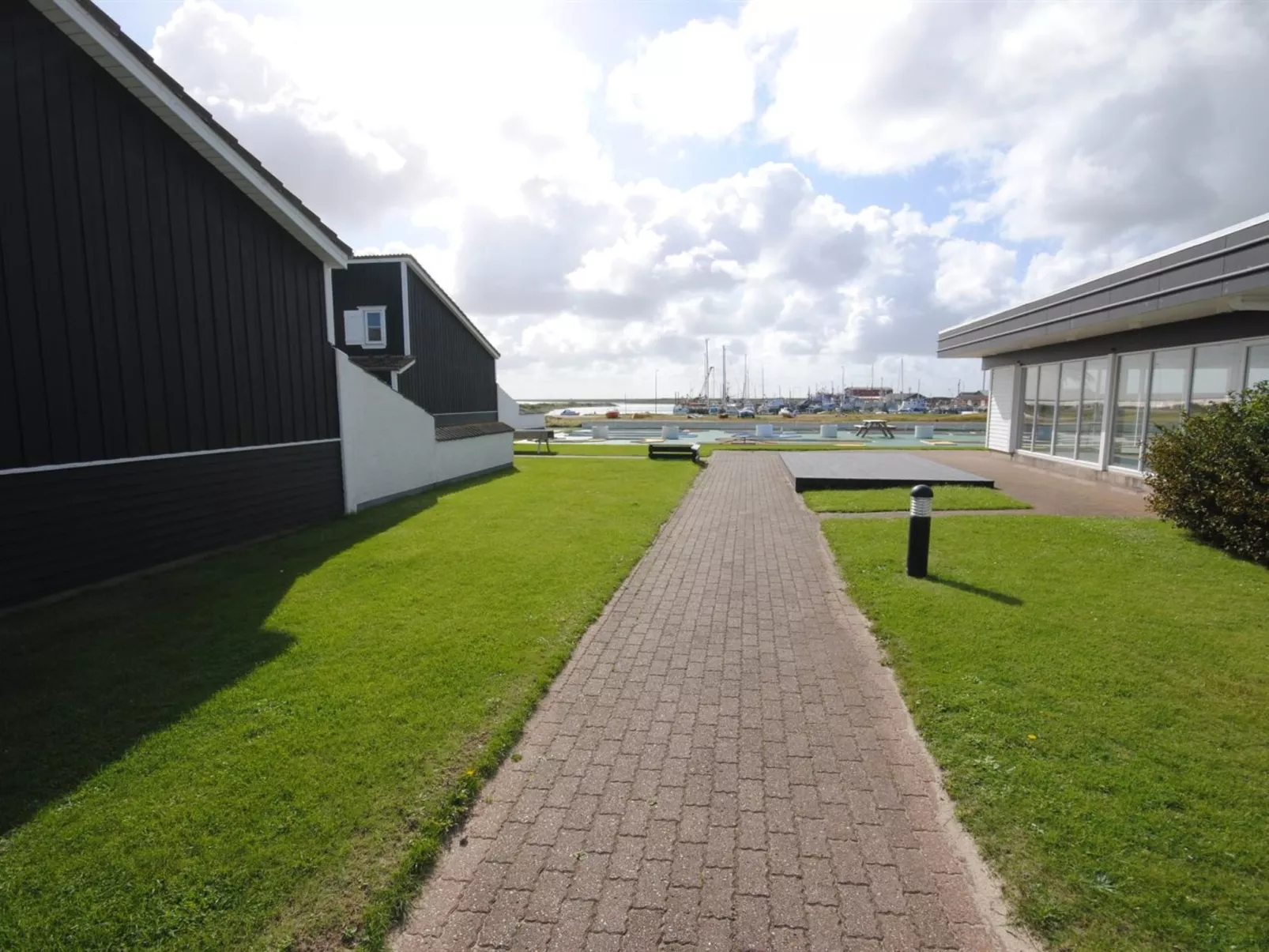 "Milly" - 150m to the fjord-Binnen