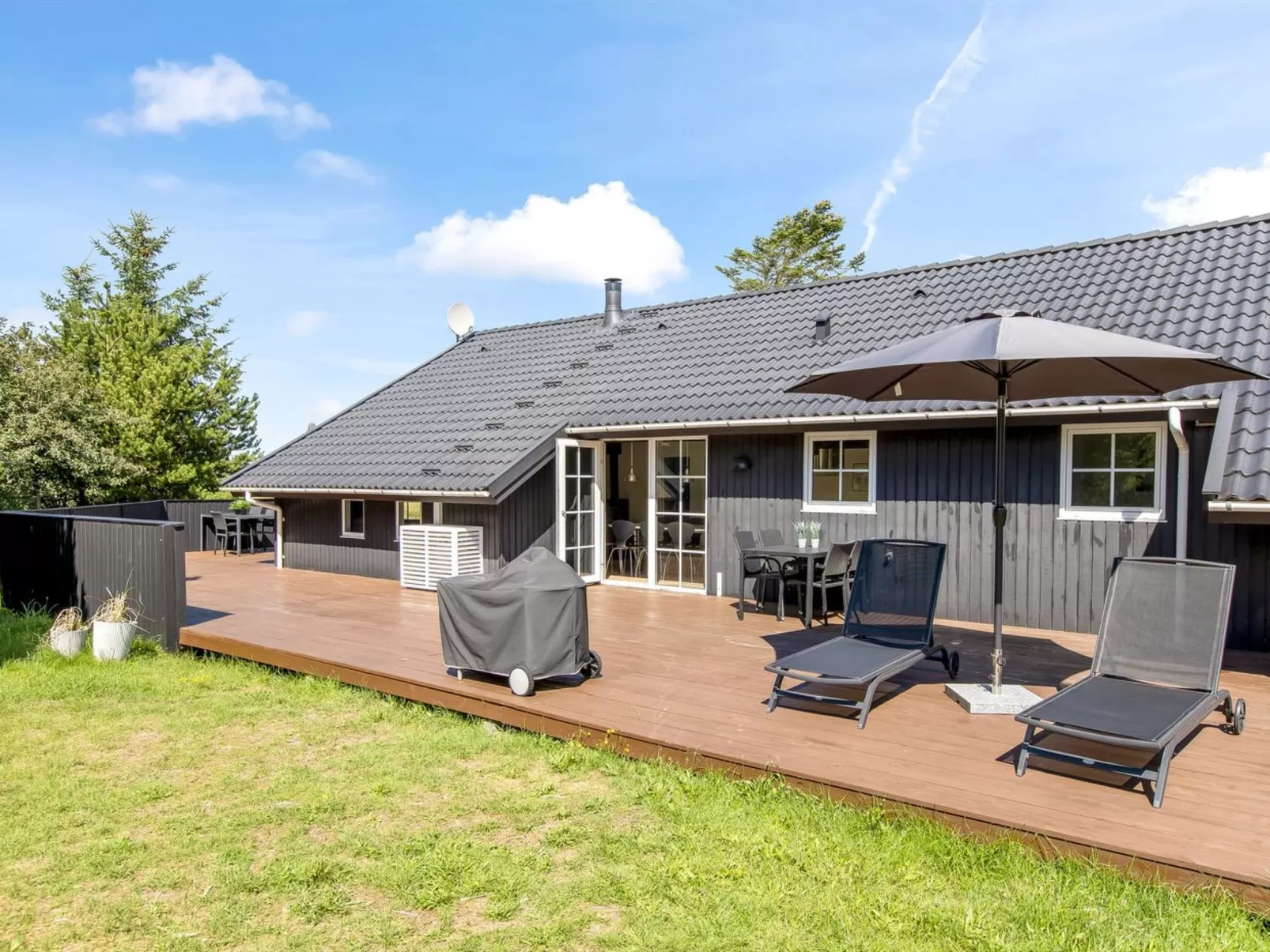 "Joseline" - 1.8km from the sea-Buiten