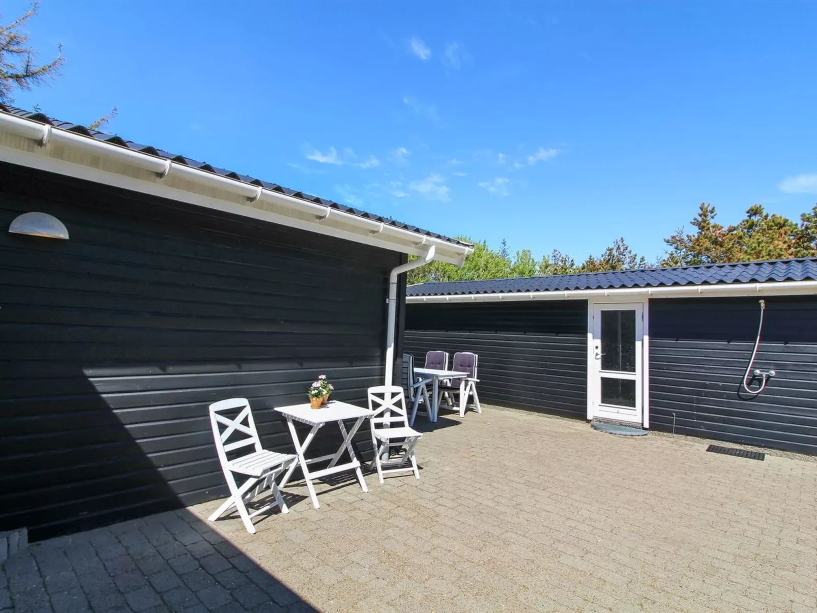 "Hillmari" - 200m from the sea-Buiten