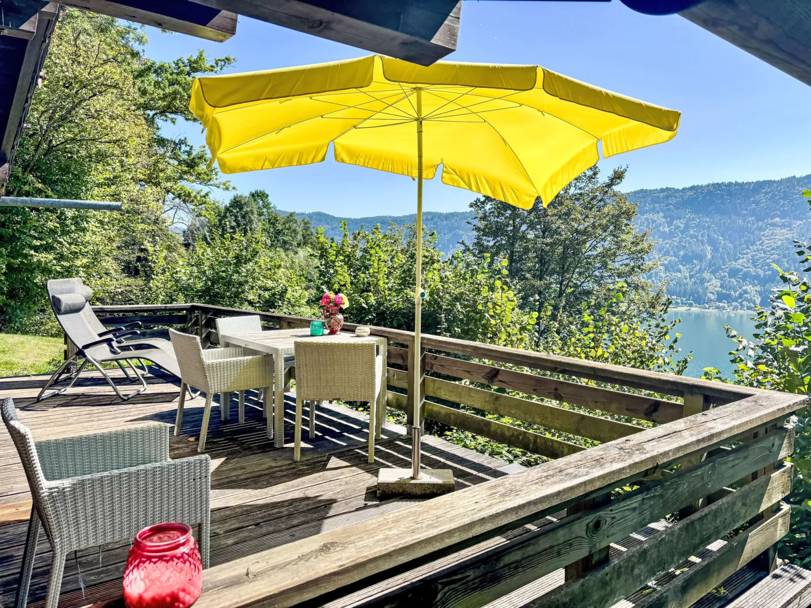 Häuschen am Waldrand-Buiten